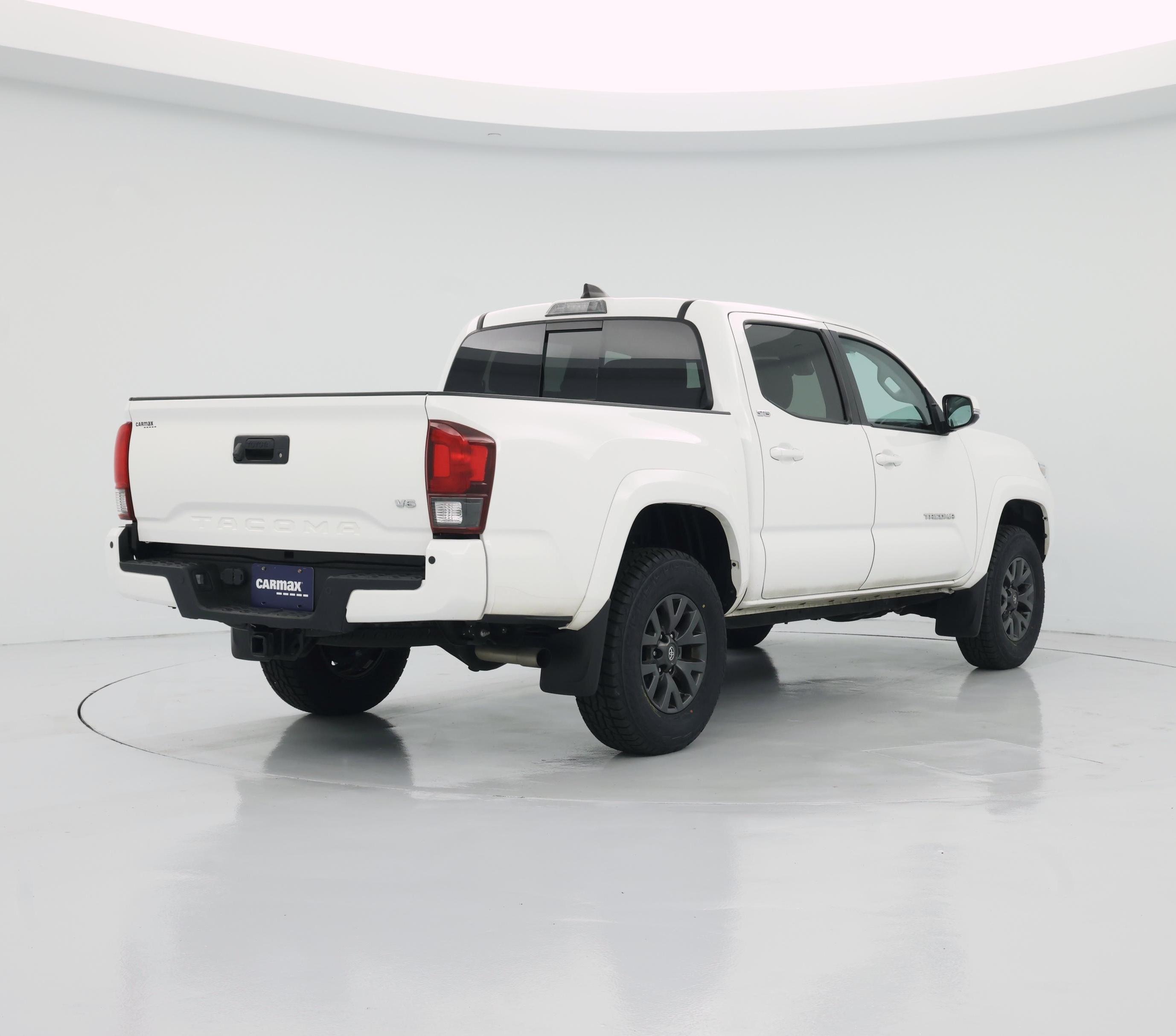 Thumbnail: 2023 Toyota Tacoma - 8