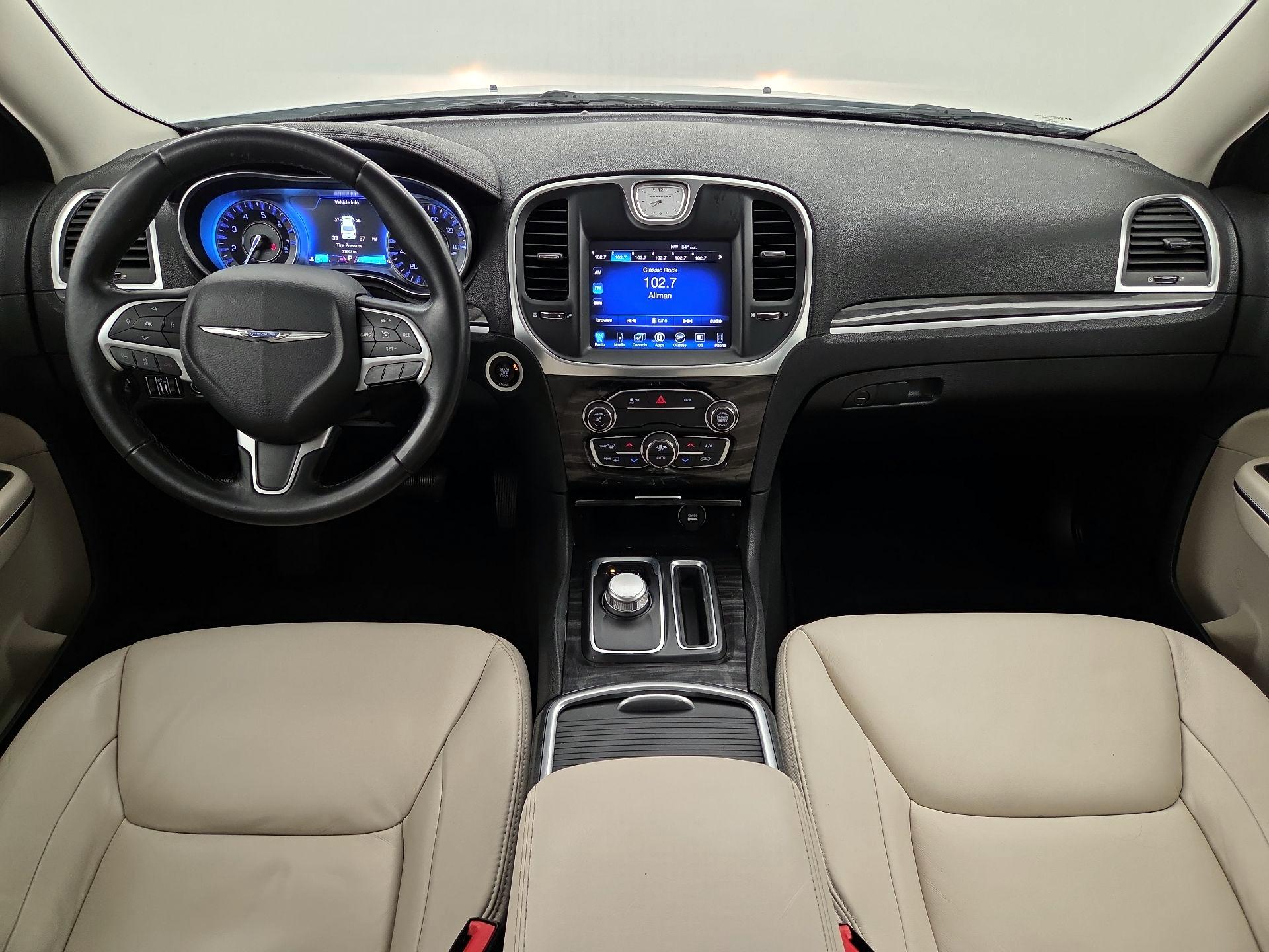 Thumbnail: 2015 Chrysler 300 - 9