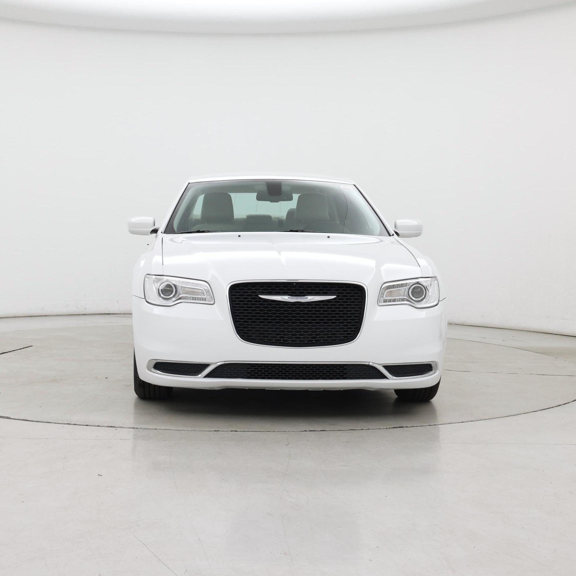 Thumbnail: 2015 Chrysler 300 - 5