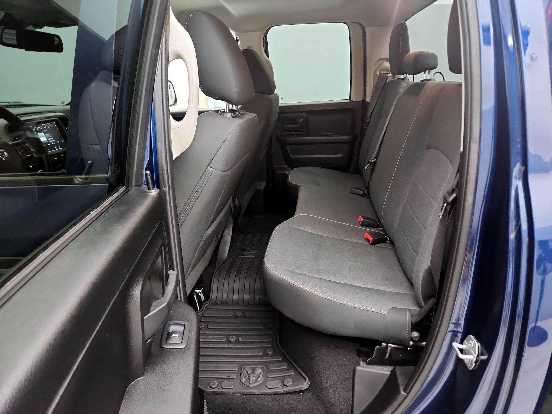 Thumbnail: 2021 RAM 1500 Classic - 19