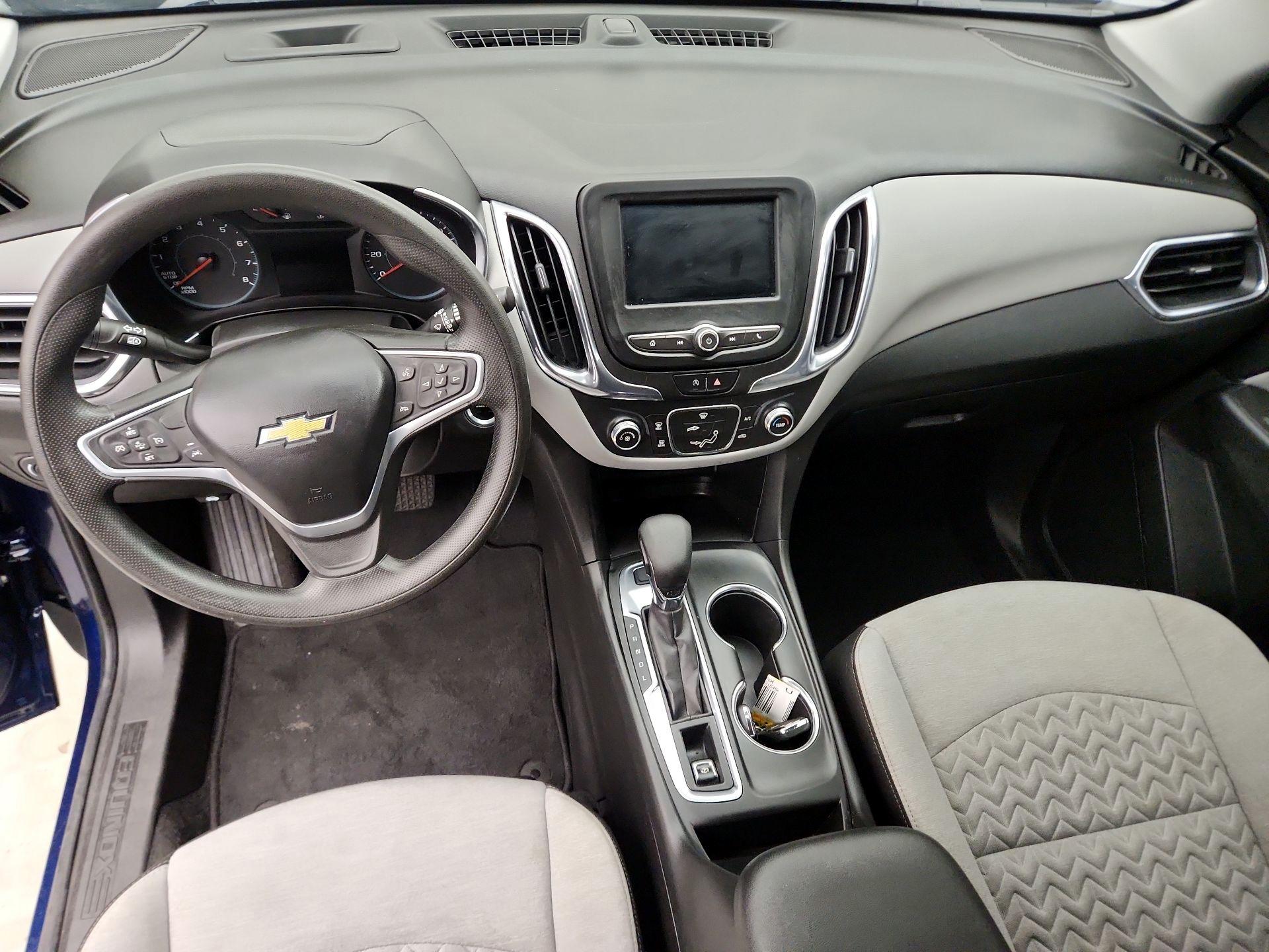 Thumbnail: 2022 Chevrolet Equinox - 9