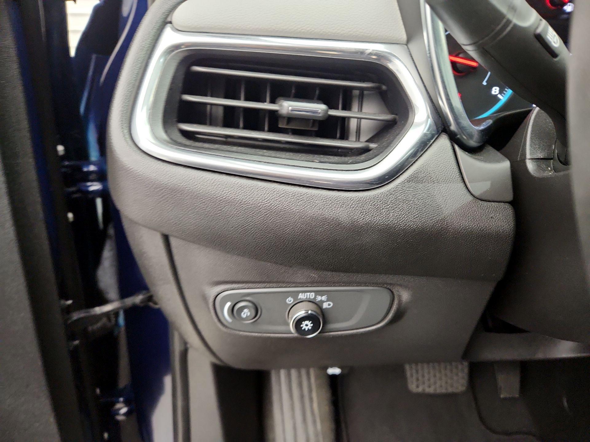 Thumbnail: 2022 Chevrolet Equinox - 13