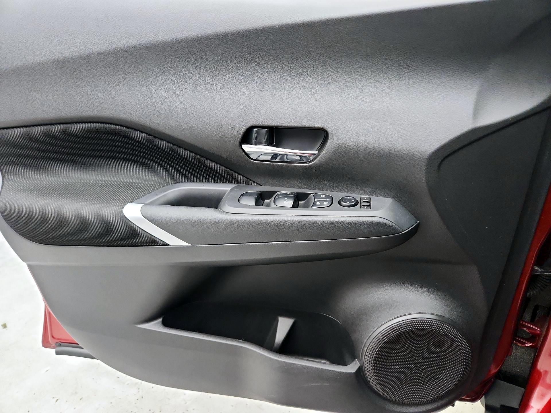 Thumbnail: 2022 Nissan Kicks - 12