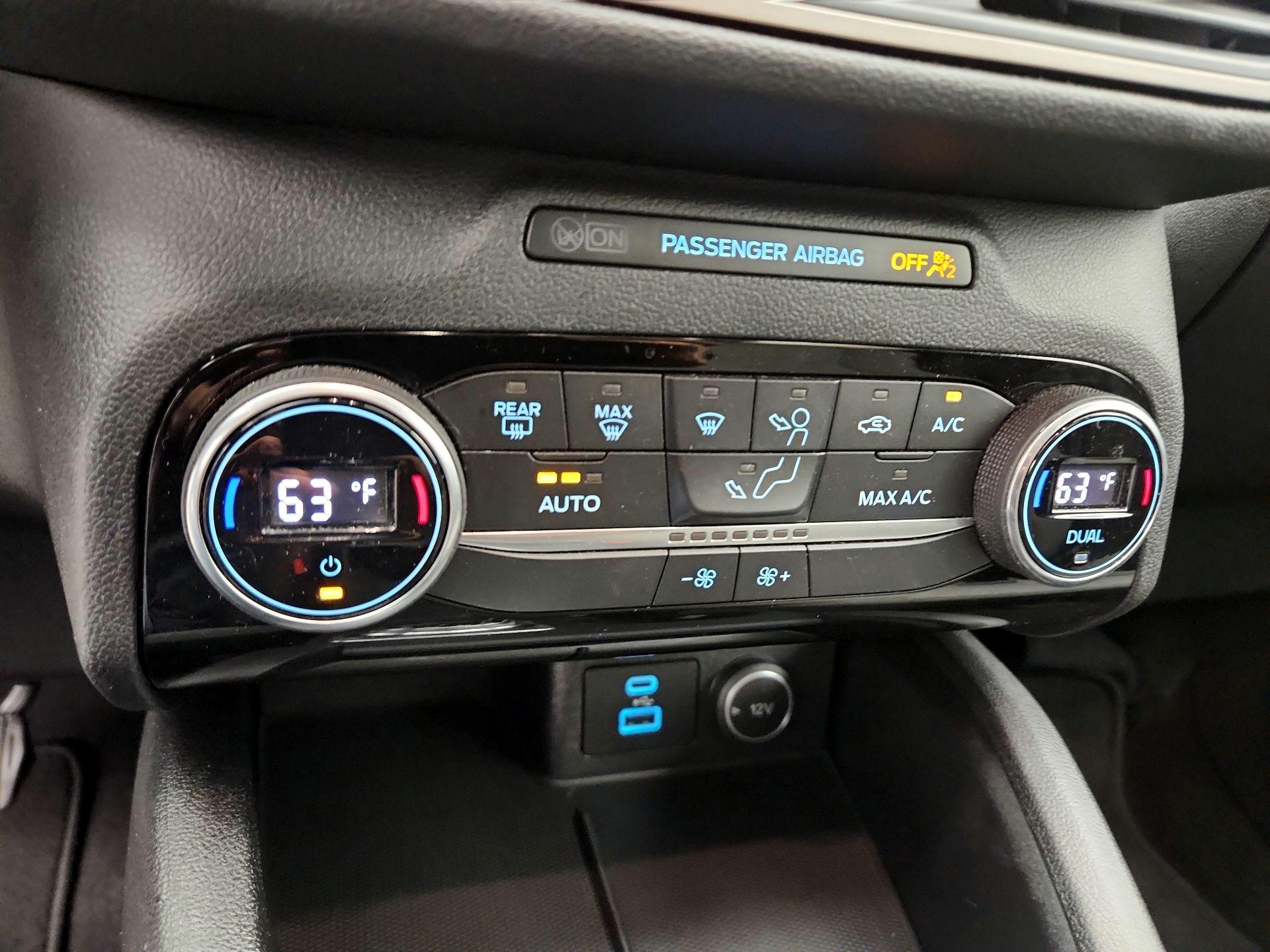 Thumbnail: 2021 Ford Escape - 16