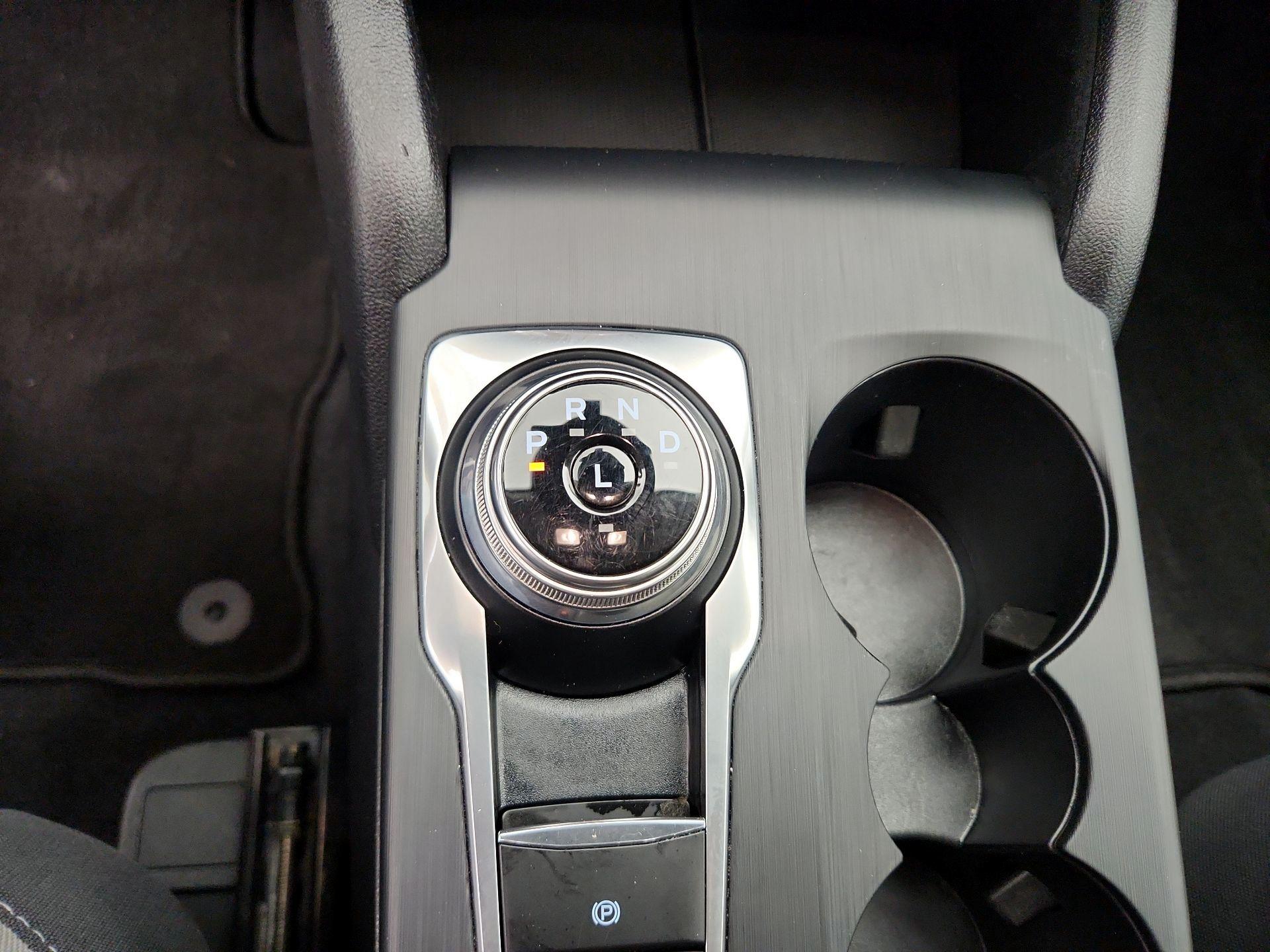 Thumbnail: 2021 Ford Escape - 17