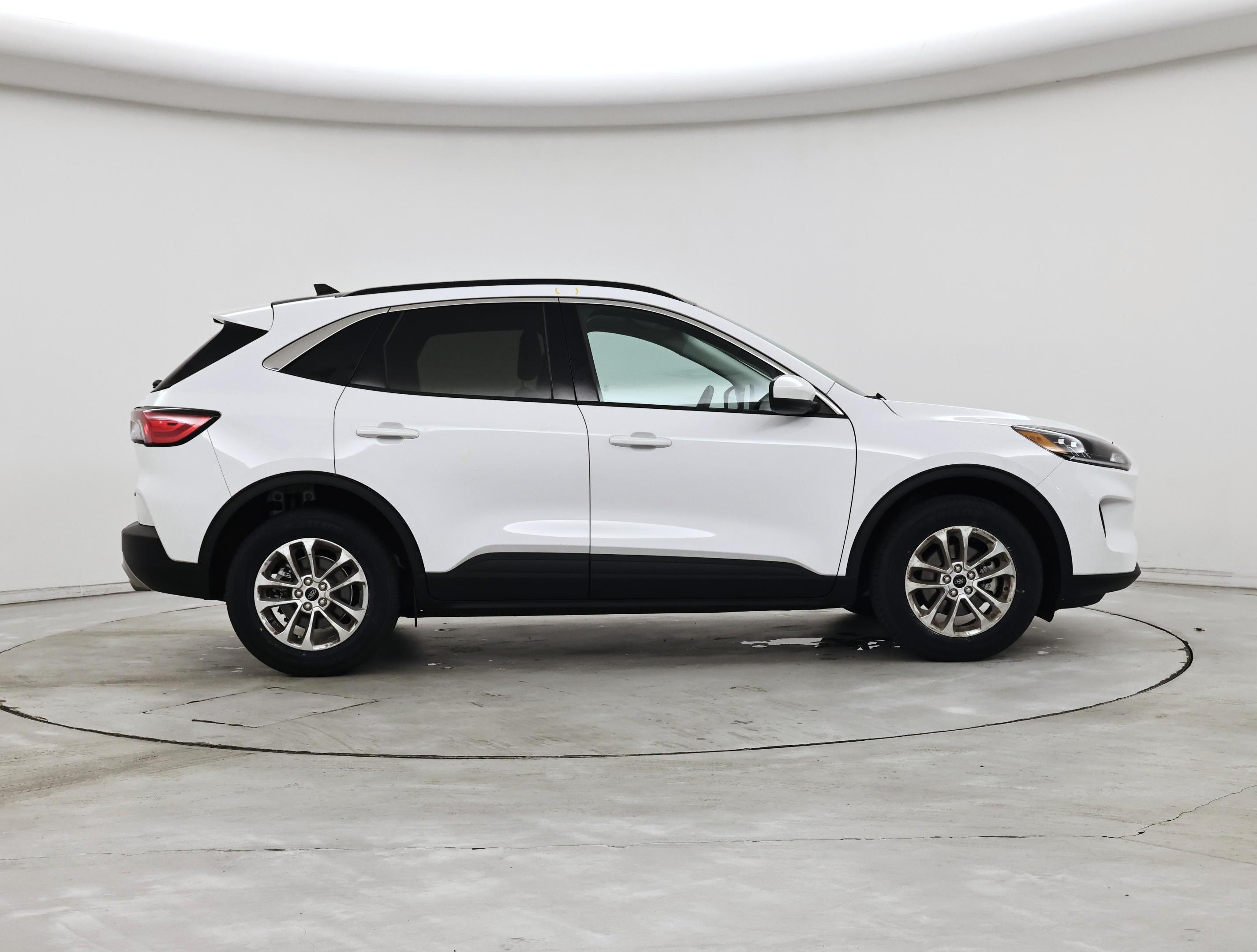 Thumbnail: 2021 Ford Escape - 7