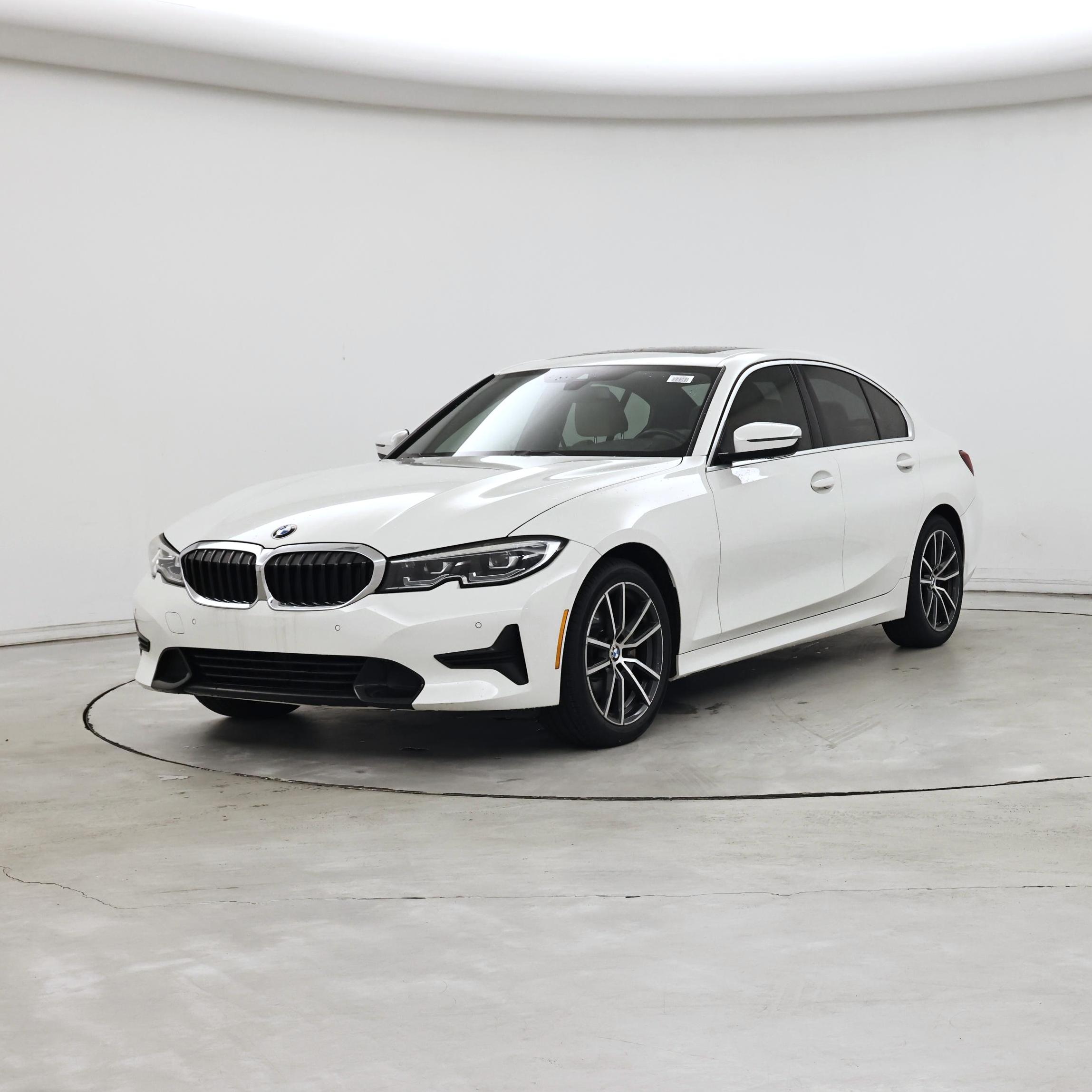 Thumbnail: 2021 BMW 3 Series - 4