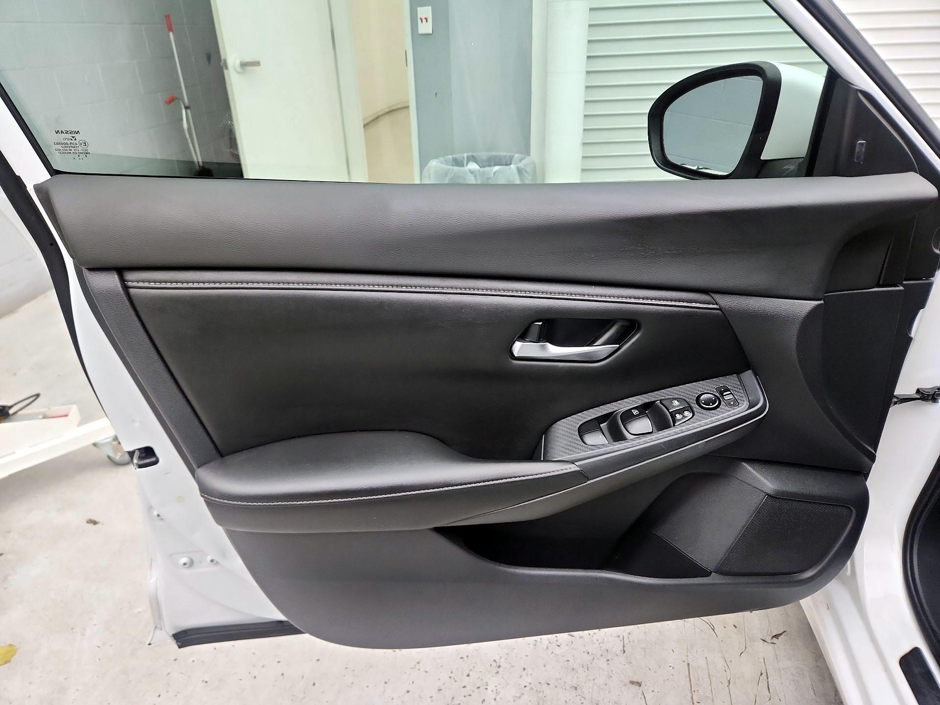 Thumbnail: 2021 Nissan Sentra - 12