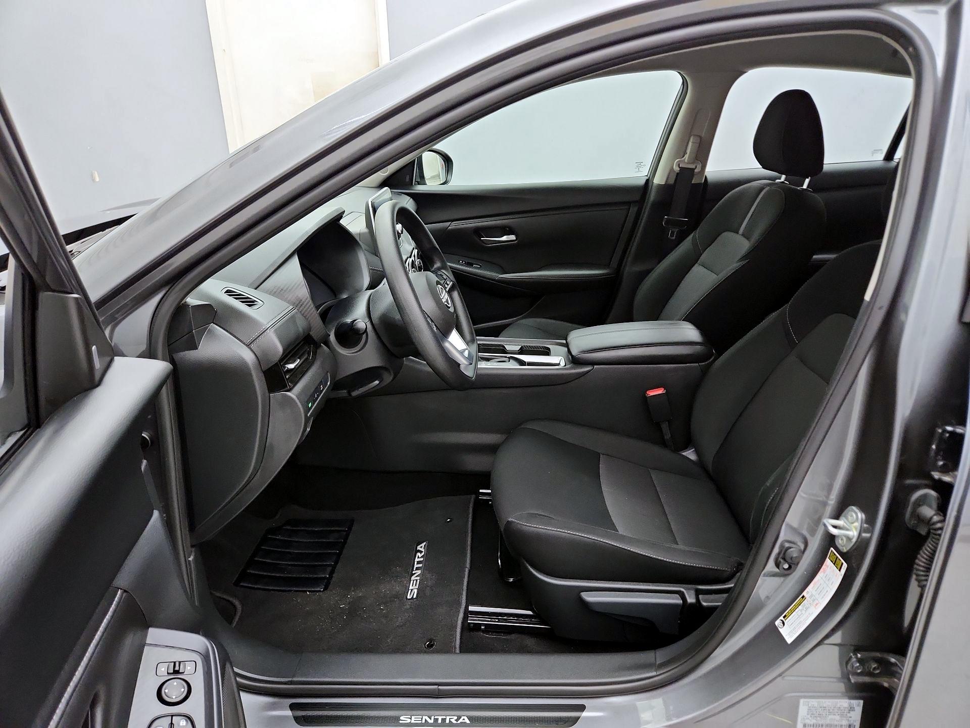 Thumbnail: 2025 Nissan Sentra - 11