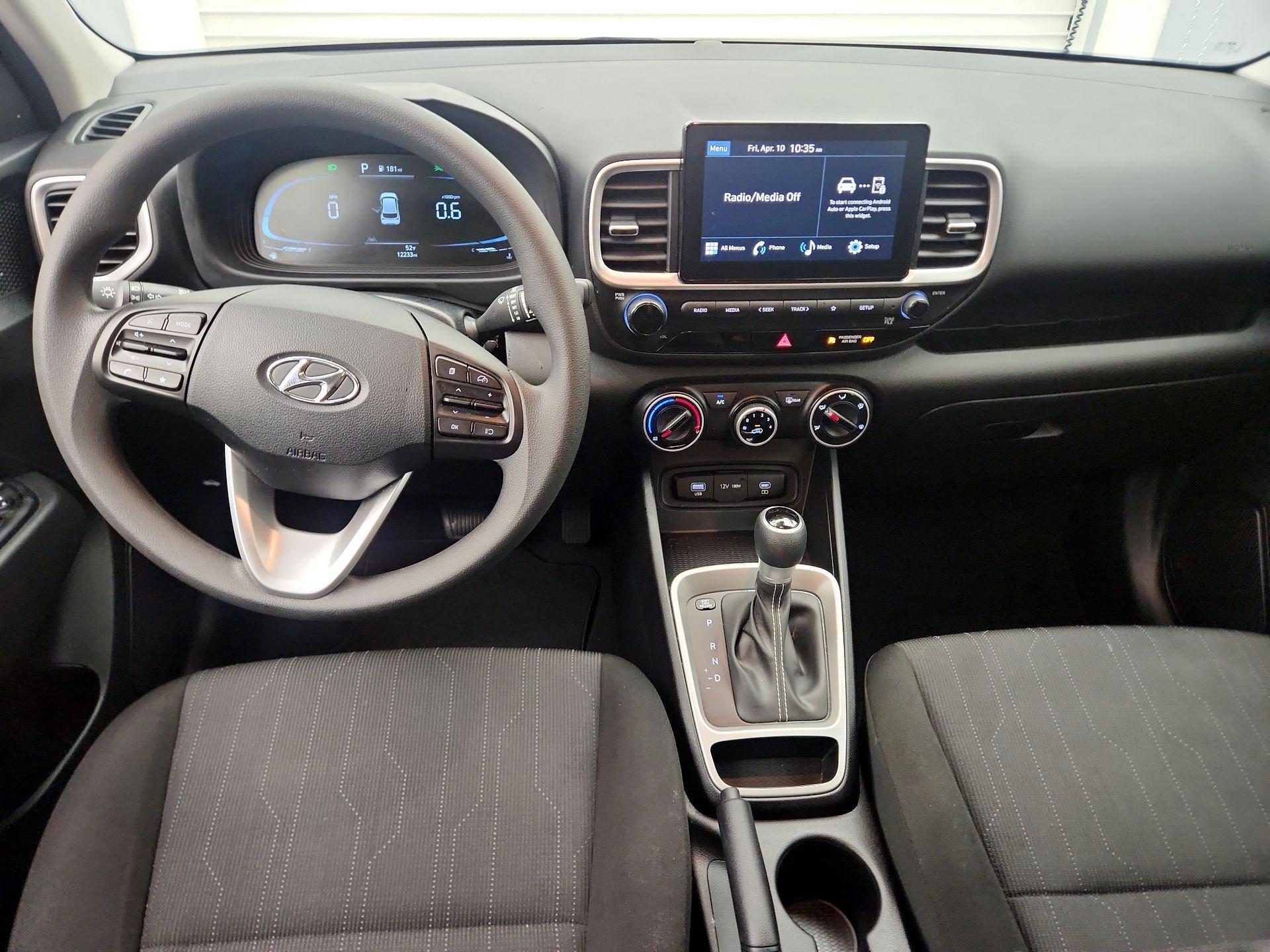 Thumbnail: 2025 Hyundai Venue - 9