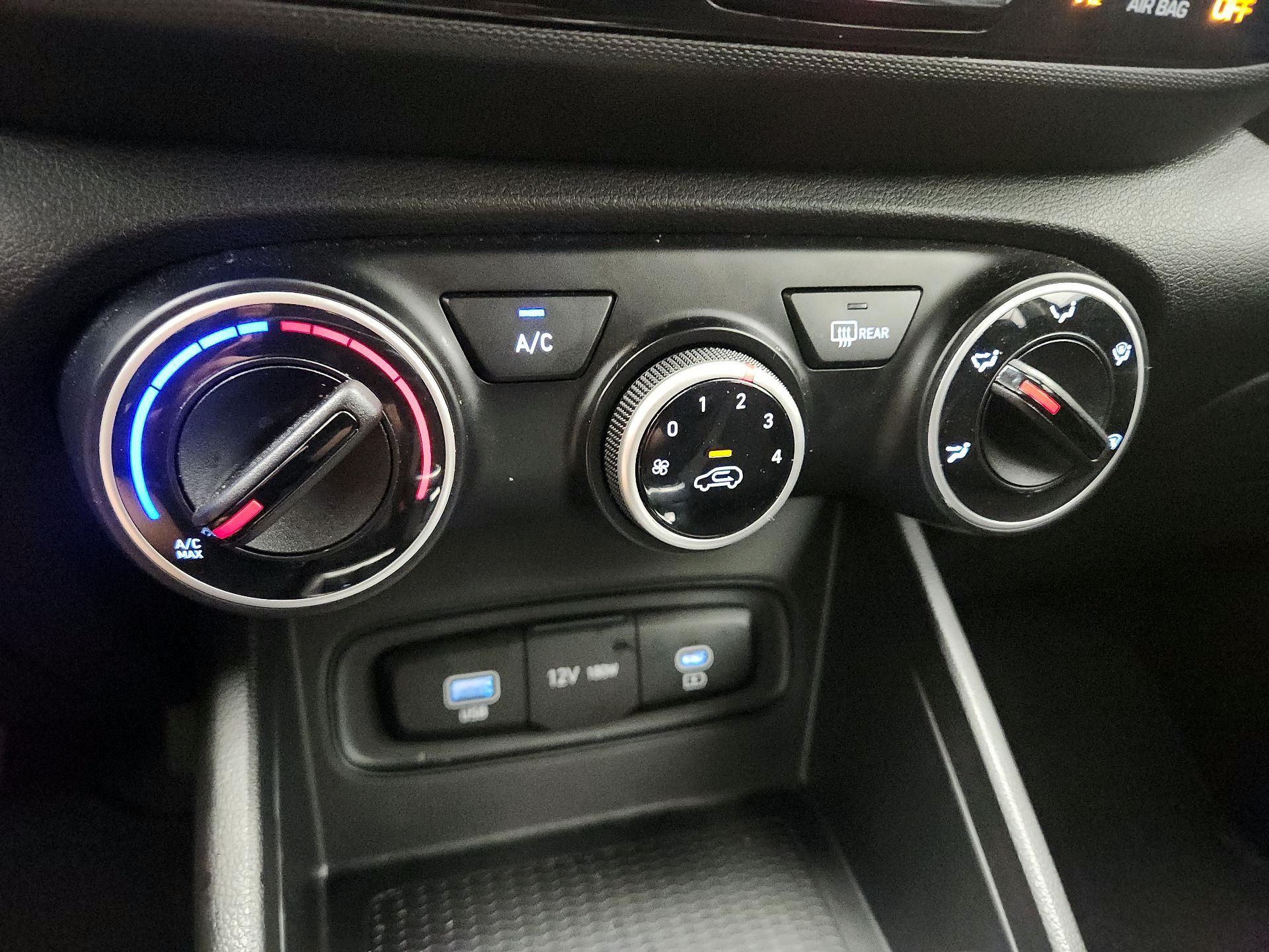 Thumbnail: 2025 Hyundai Venue - 16