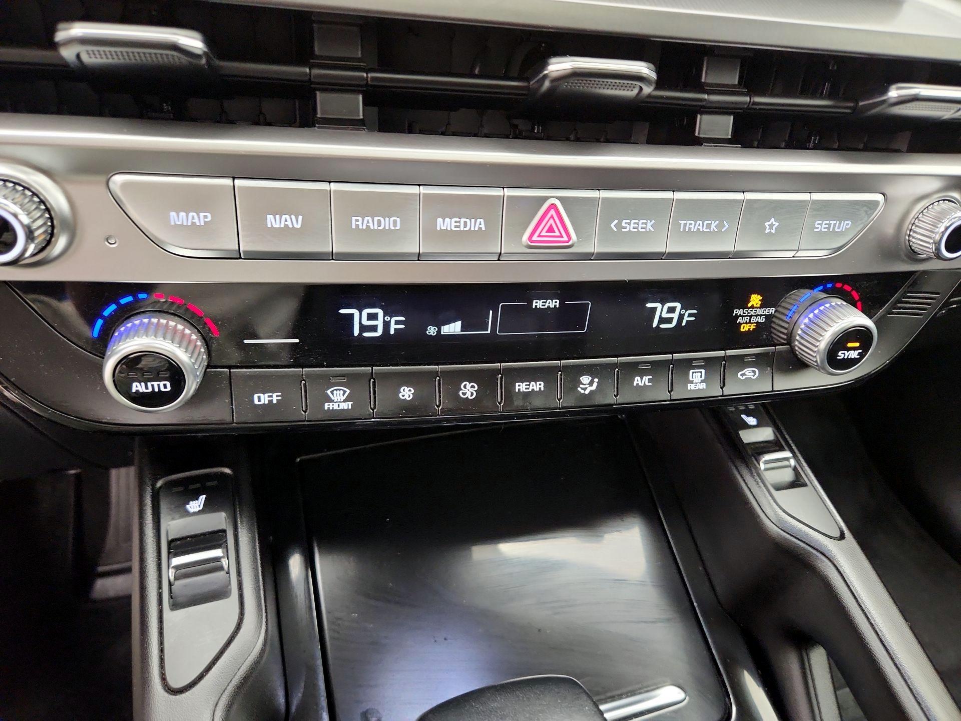 Thumbnail: 2025 Kia Telluride - 17