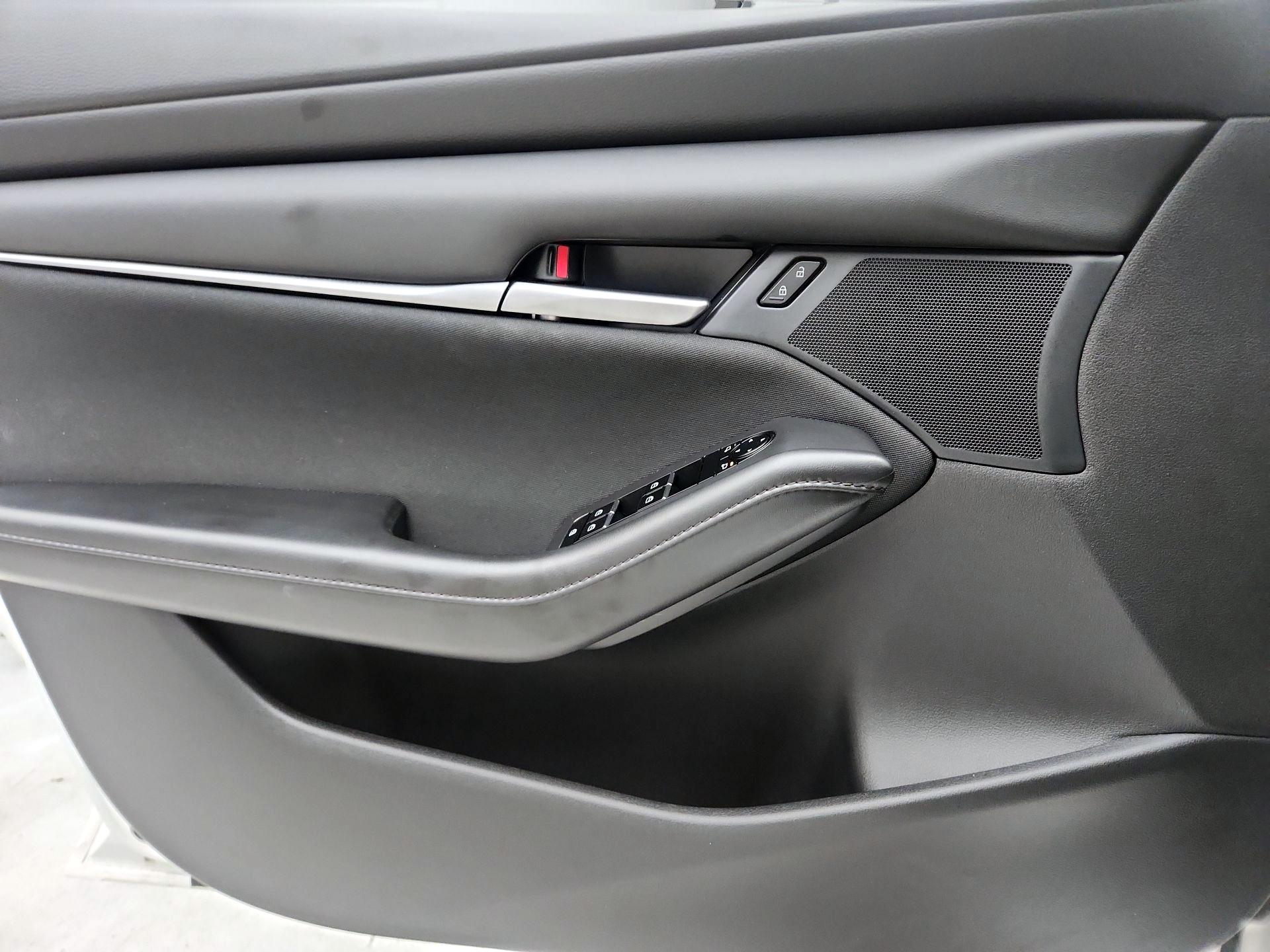 Thumbnail: 2025 Mazda Mazda3 - 12