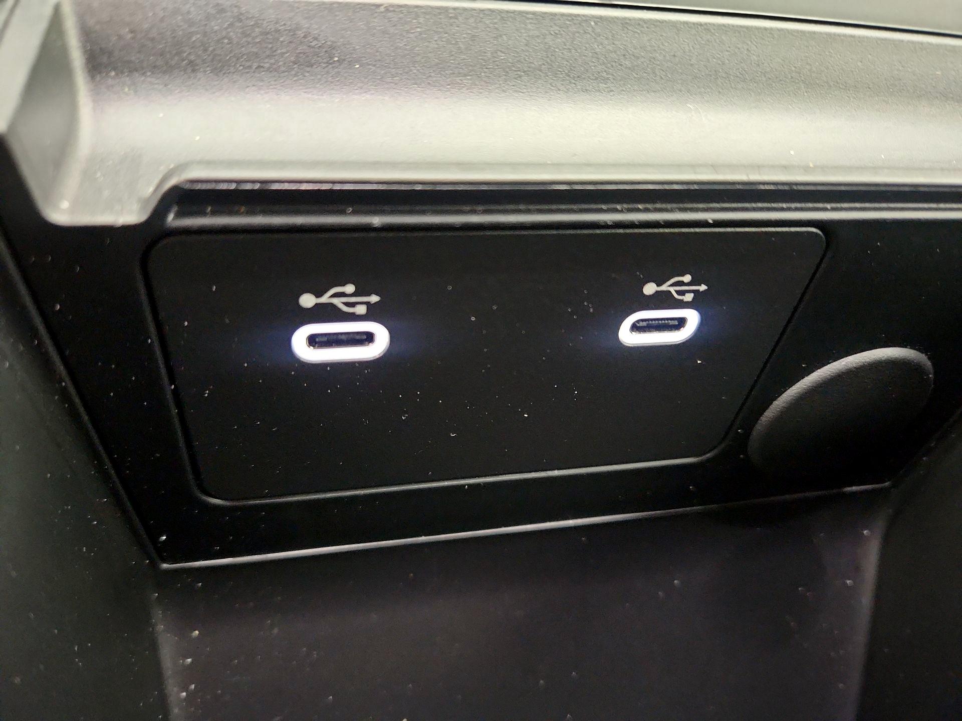 Thumbnail: 2025 Mazda Mazda3 - 18