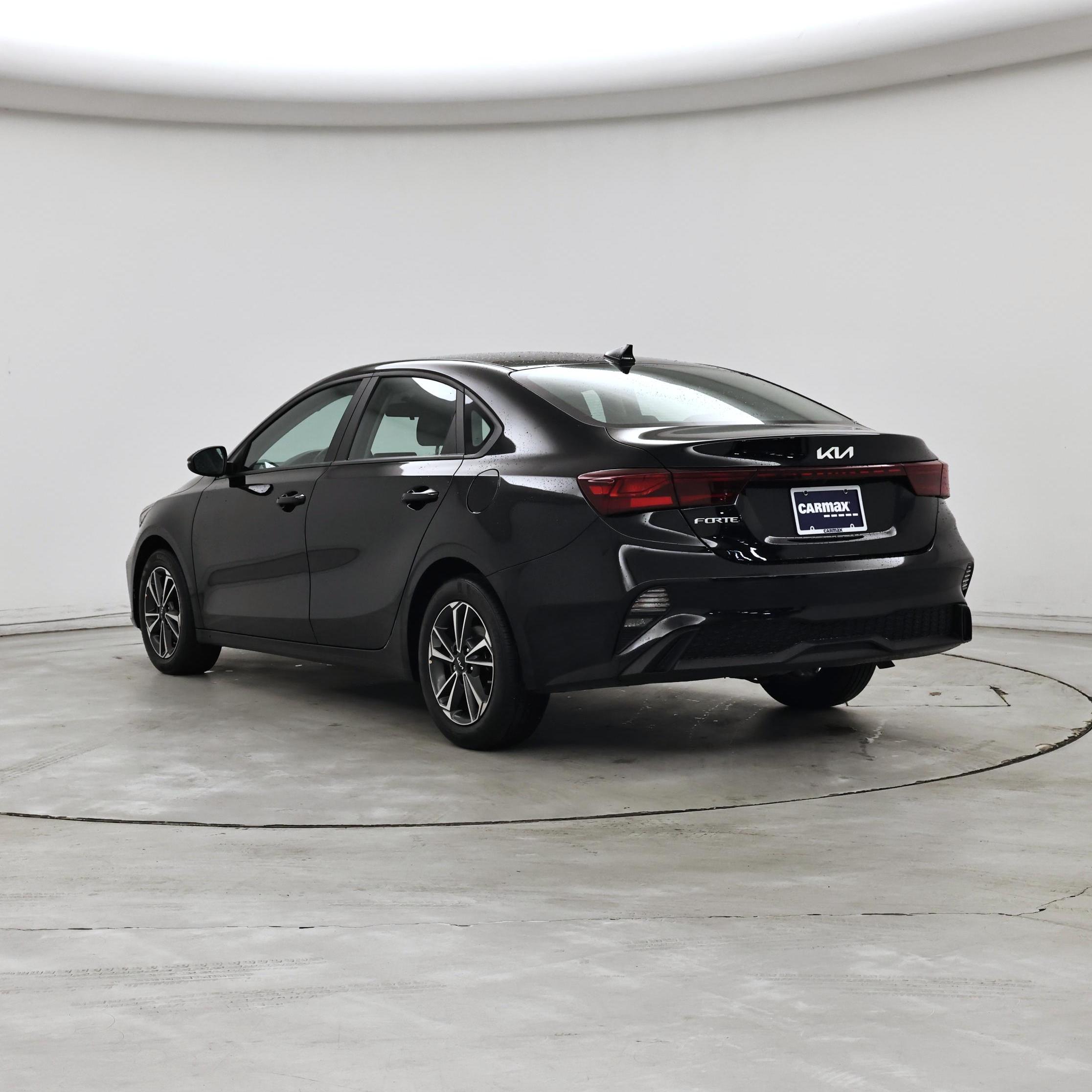 Thumbnail: 2023 Kia Forte - 2