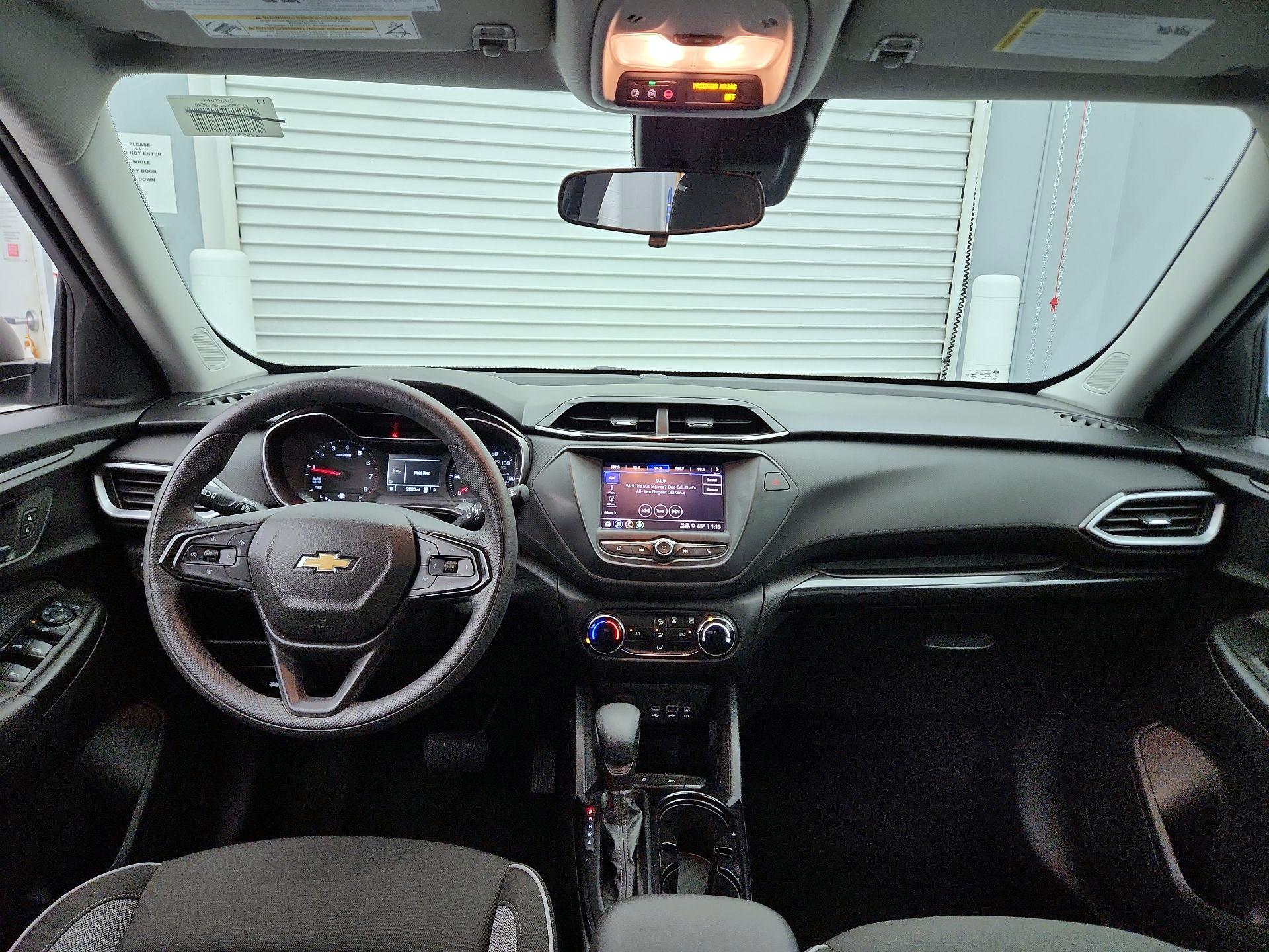 Thumbnail: 2023 Chevrolet TrailBlazer - 9