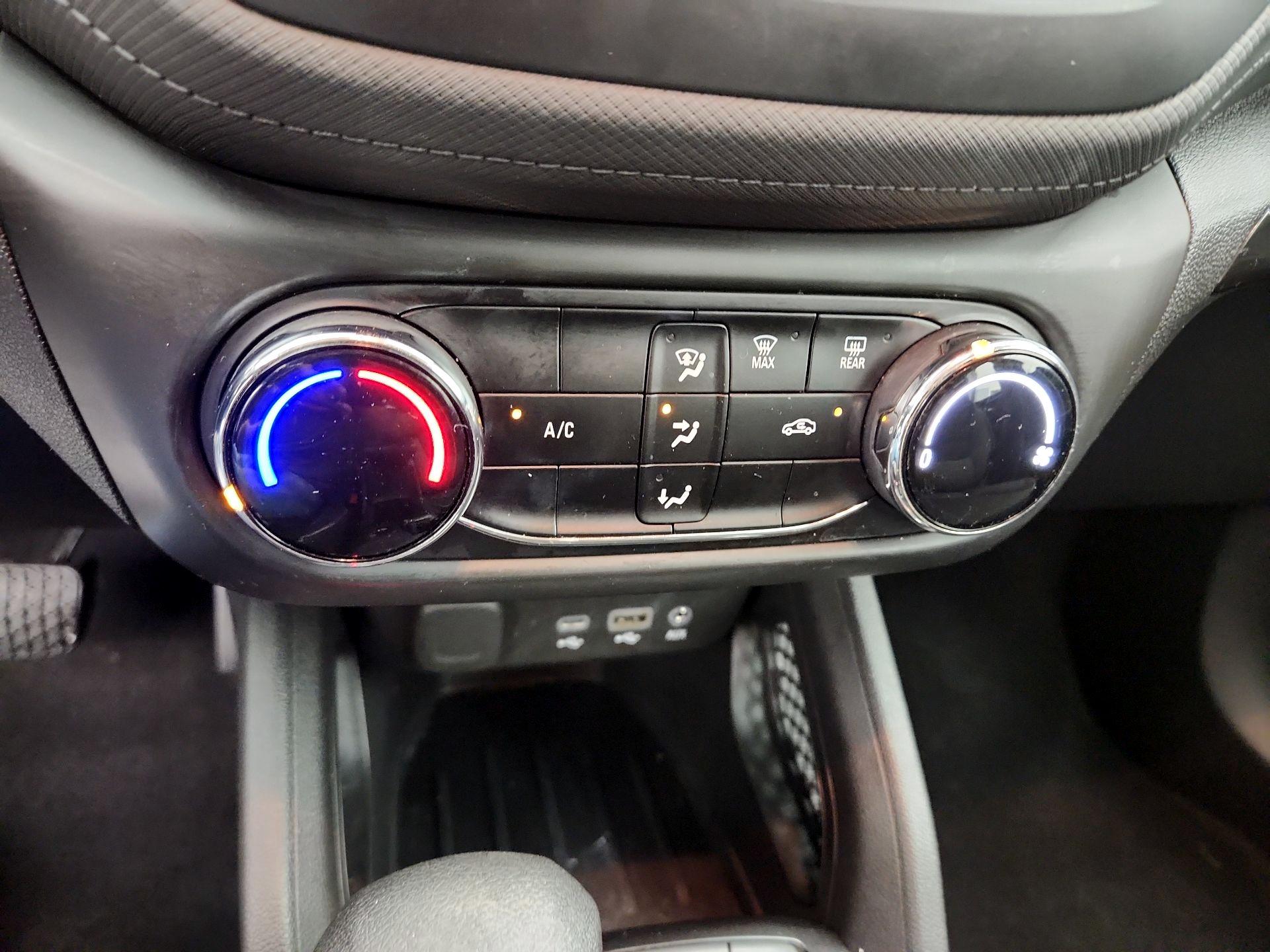 Thumbnail: 2023 Chevrolet TrailBlazer - 16