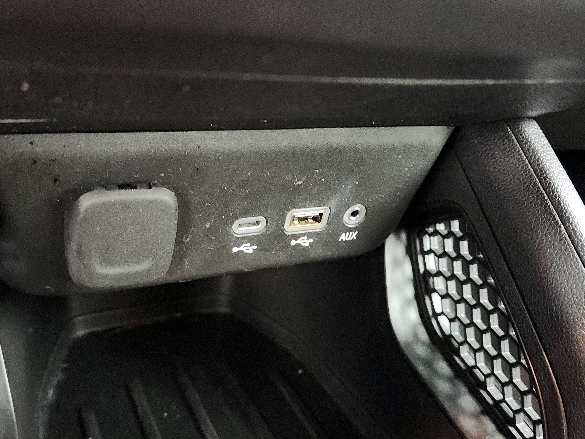 Thumbnail: 2023 Chevrolet TrailBlazer - 18