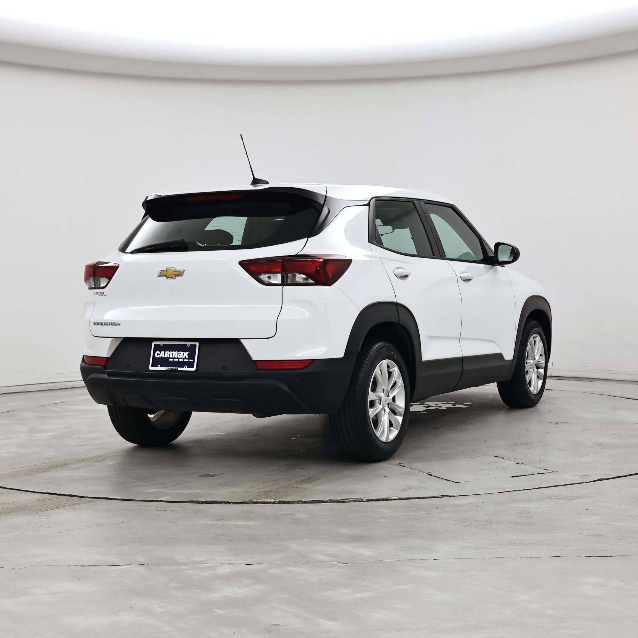 Thumbnail: 2023 Chevrolet TrailBlazer - 8