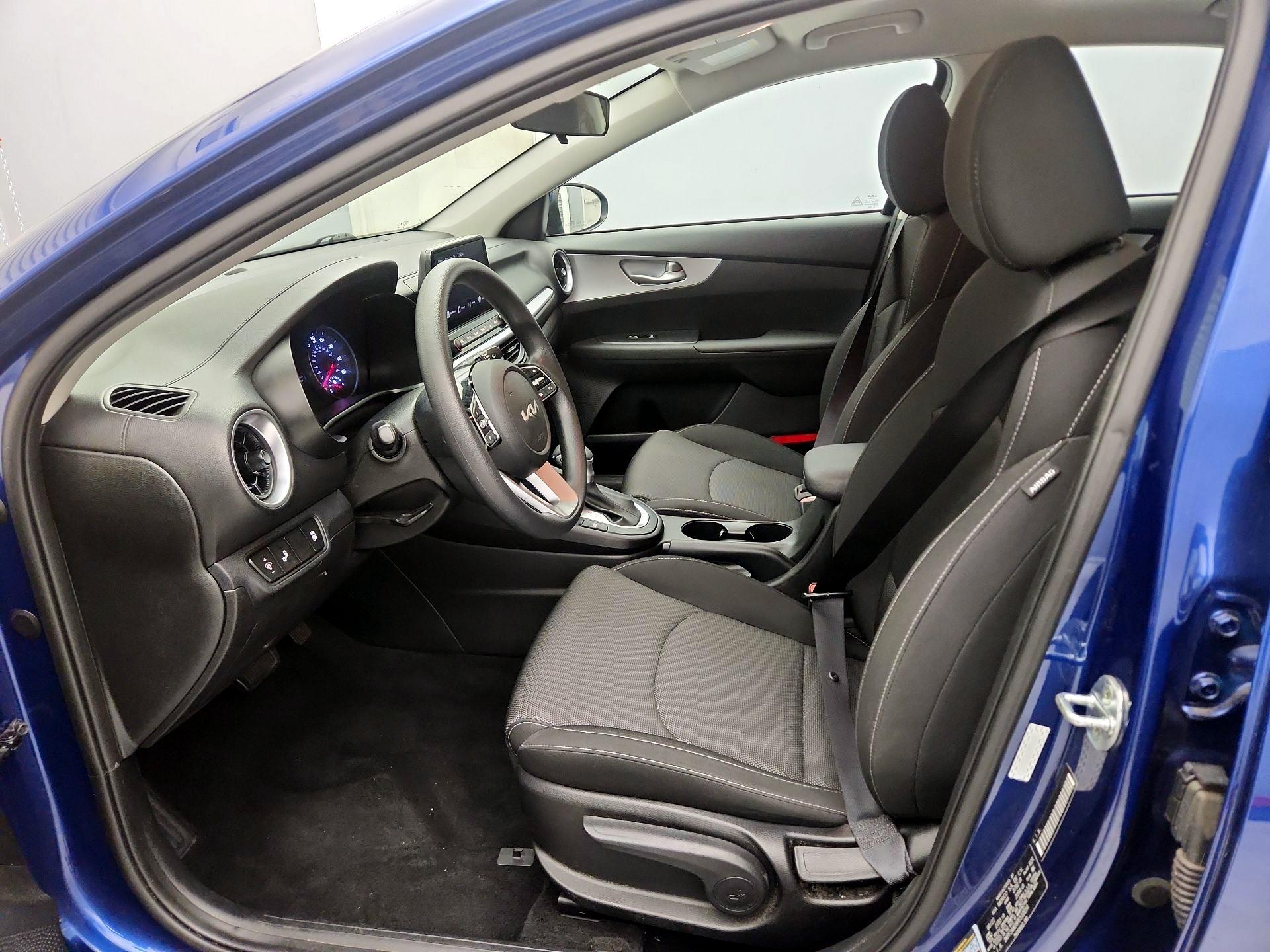 Thumbnail: 2023 Kia Forte - 11