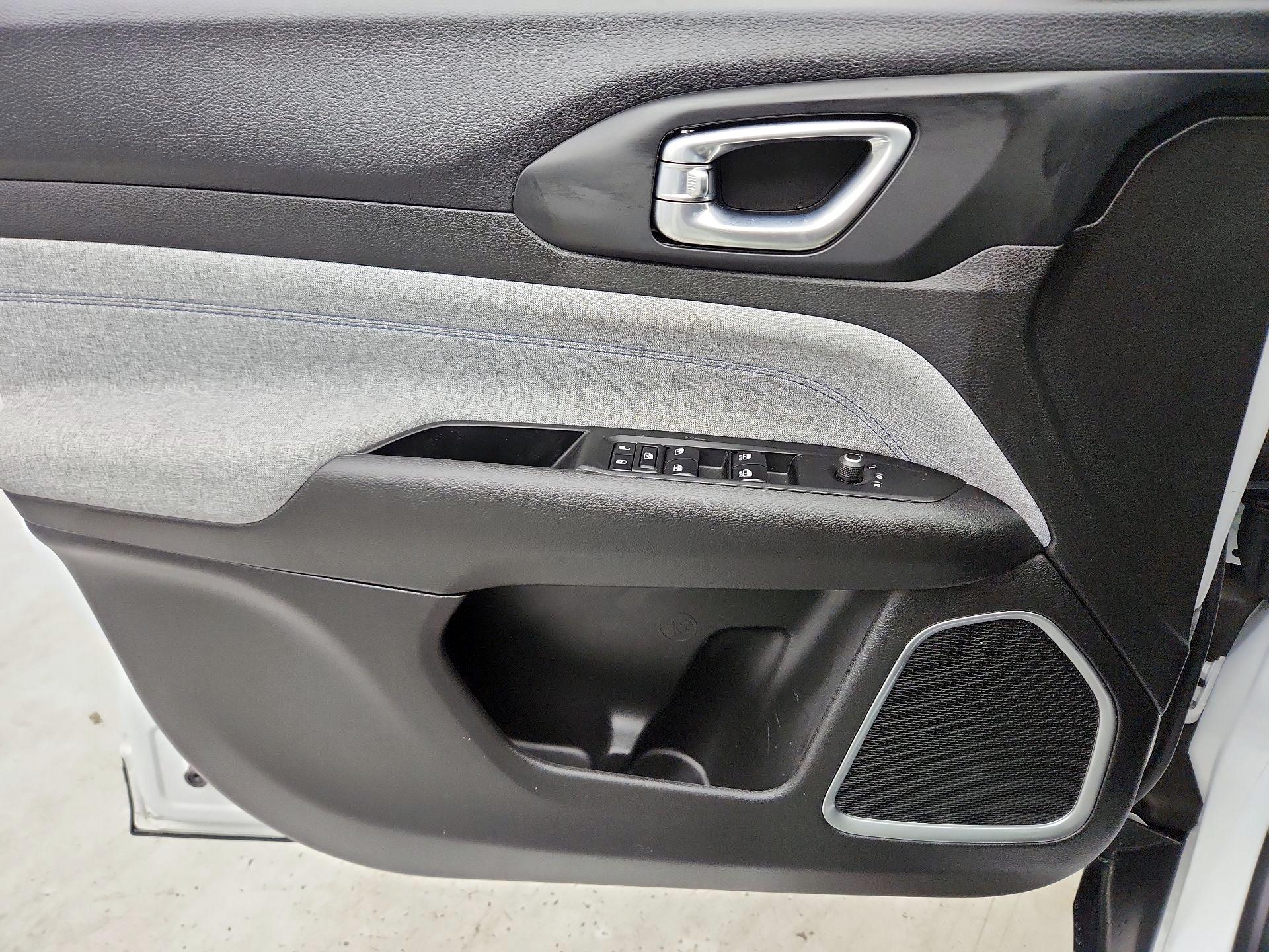 Thumbnail: 2024 Jeep Compass - 12