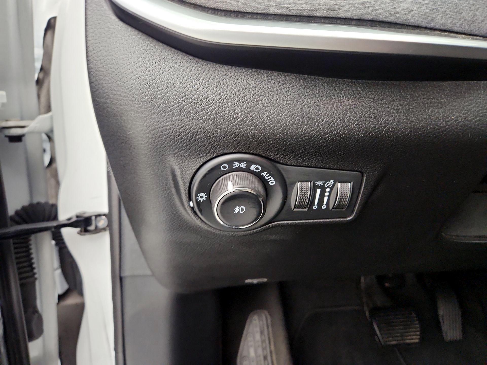 Thumbnail: 2024 Jeep Compass - 13