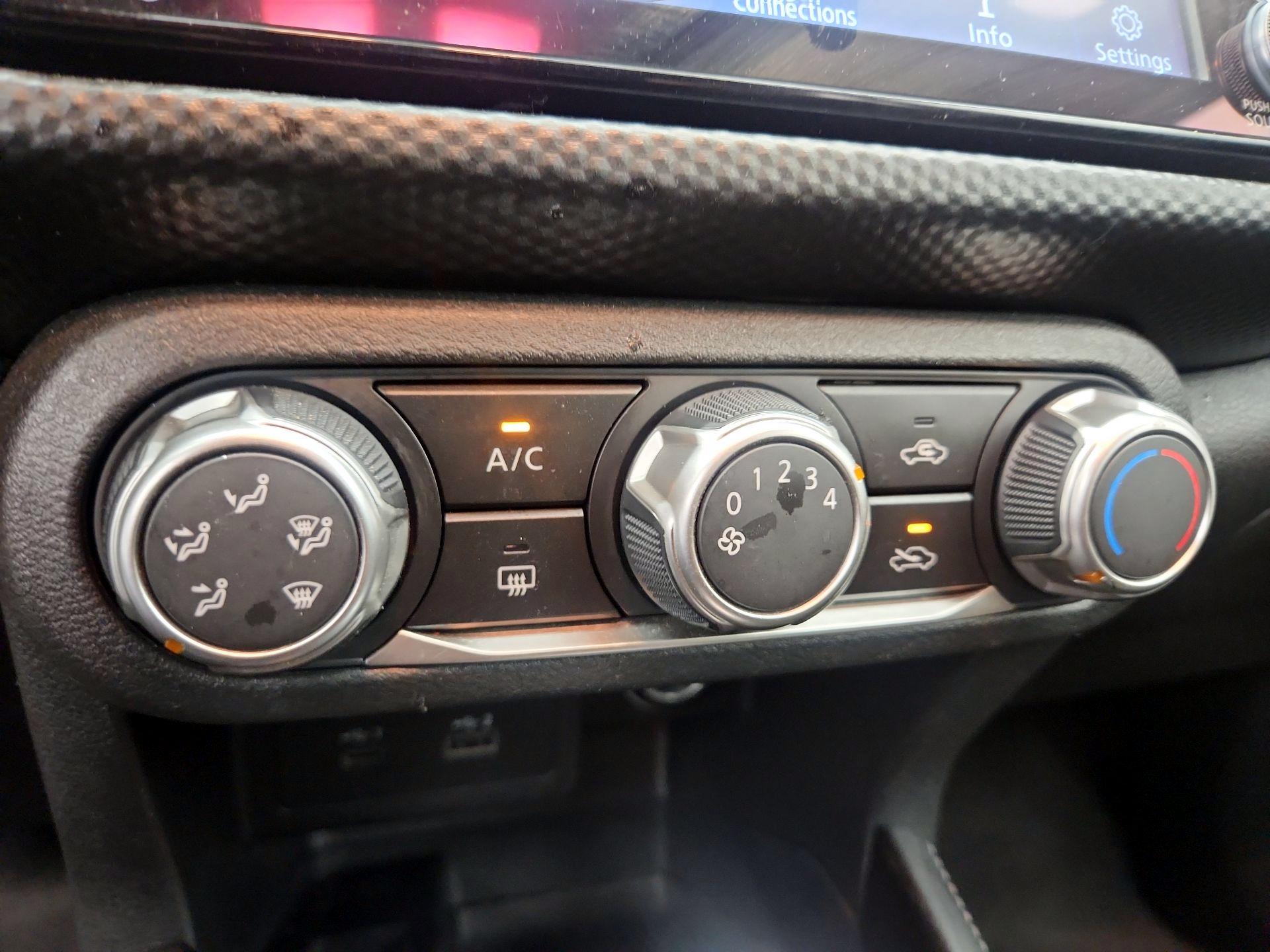 Thumbnail: 2024 Nissan Kicks - 15