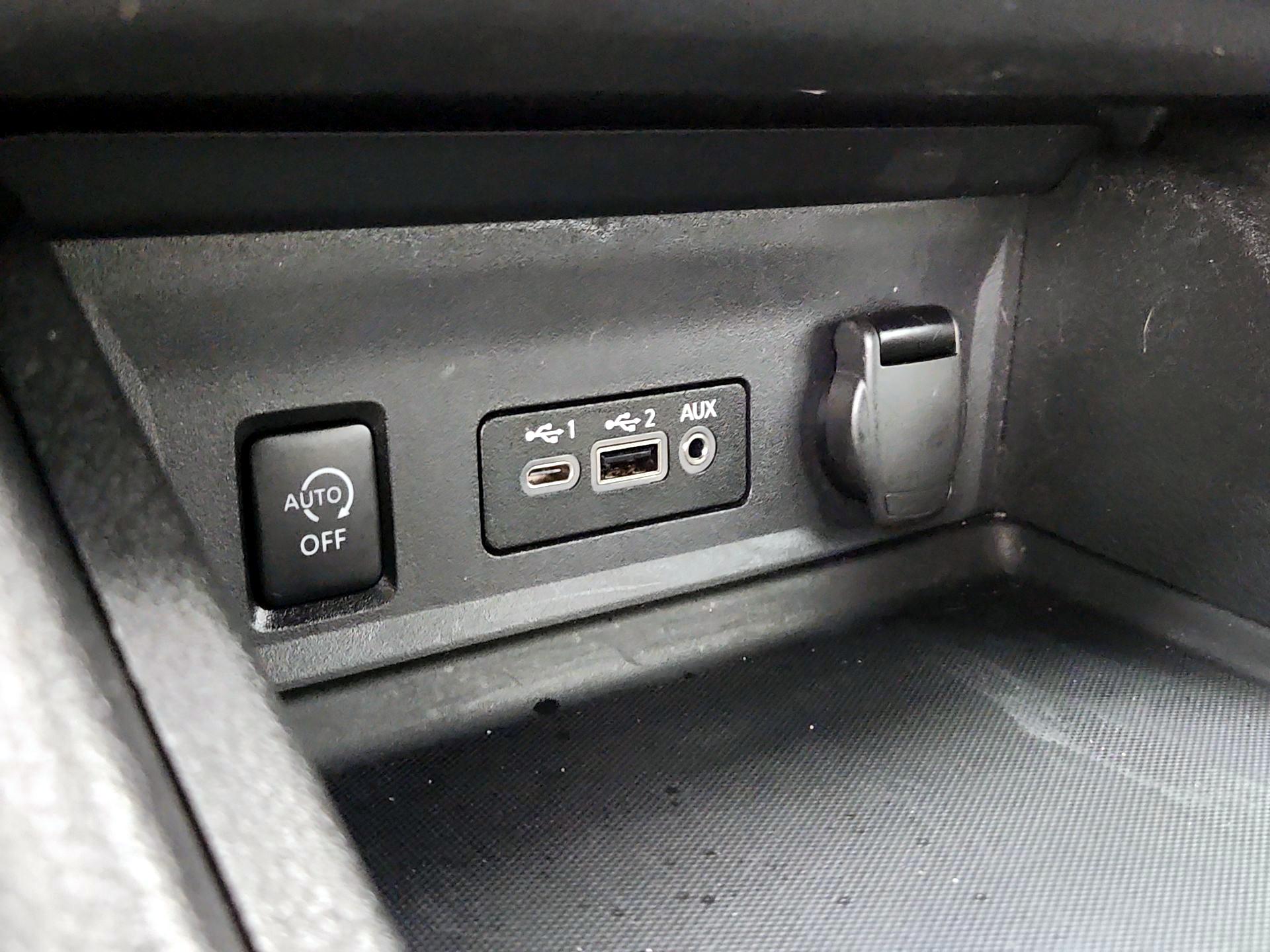 Thumbnail: 2025 Nissan Sentra - 18