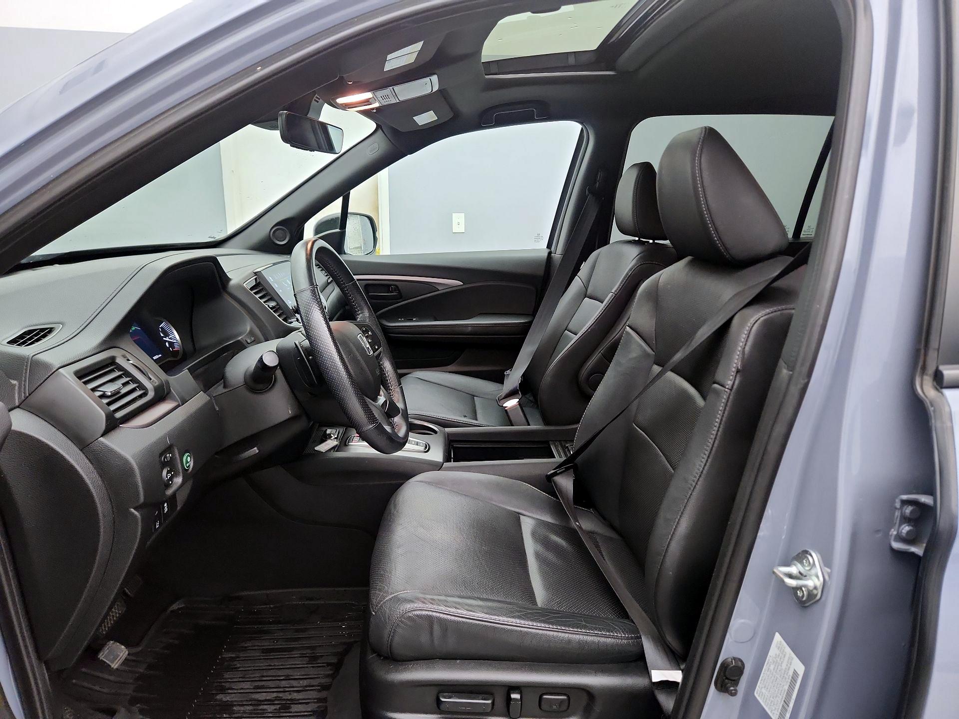 Thumbnail: 2022 Honda Passport - 11