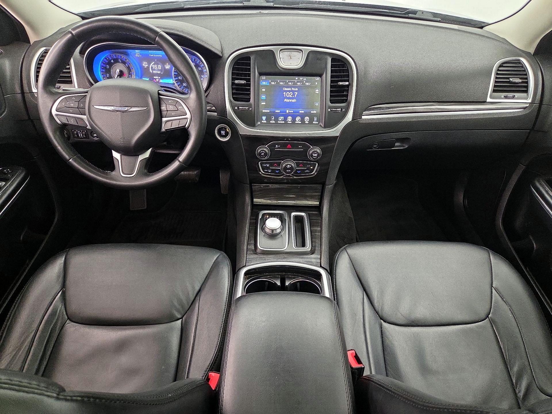 Thumbnail: 2015 Chrysler 300 - 9