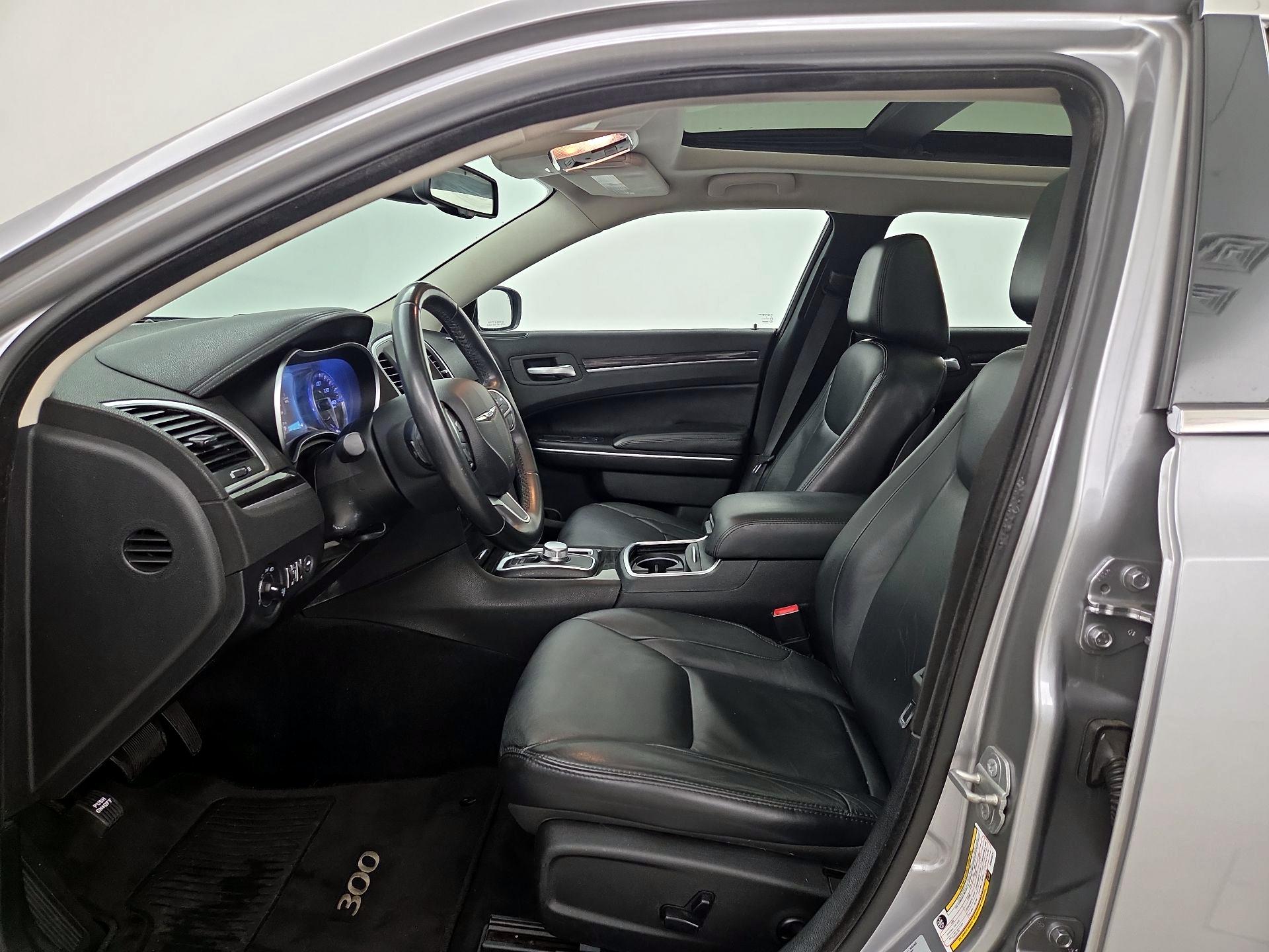 Thumbnail: 2015 Chrysler 300 - 11