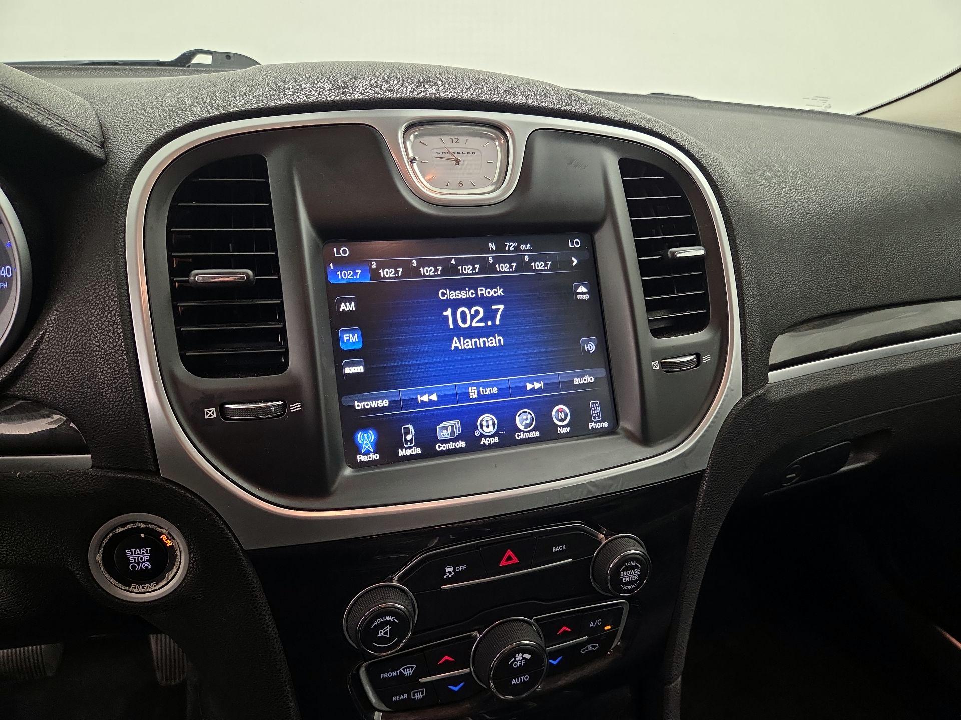 Thumbnail: 2015 Chrysler 300 - 16
