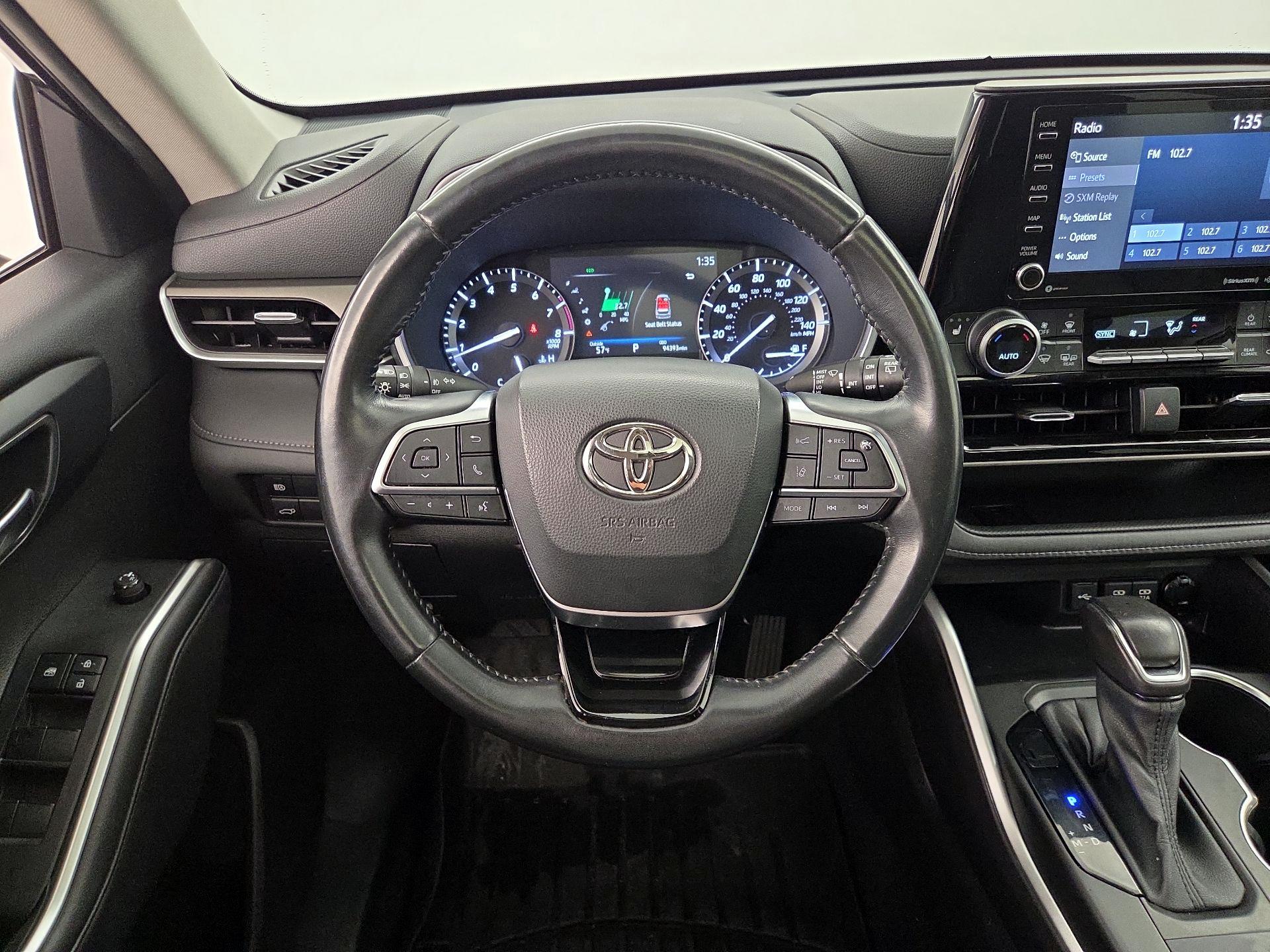 Thumbnail: 2020 Toyota Highlander - 10