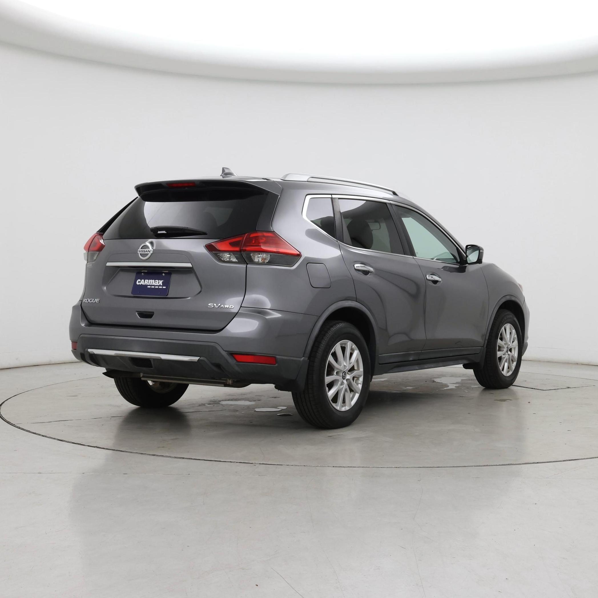 Thumbnail: 2017 Nissan Rogue - 8