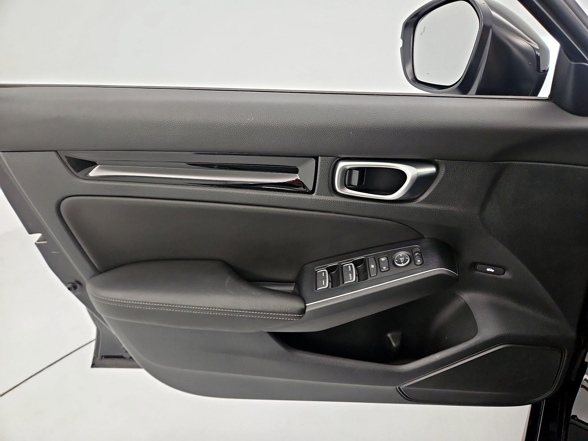Thumbnail: 2024 Honda Civic - 12
