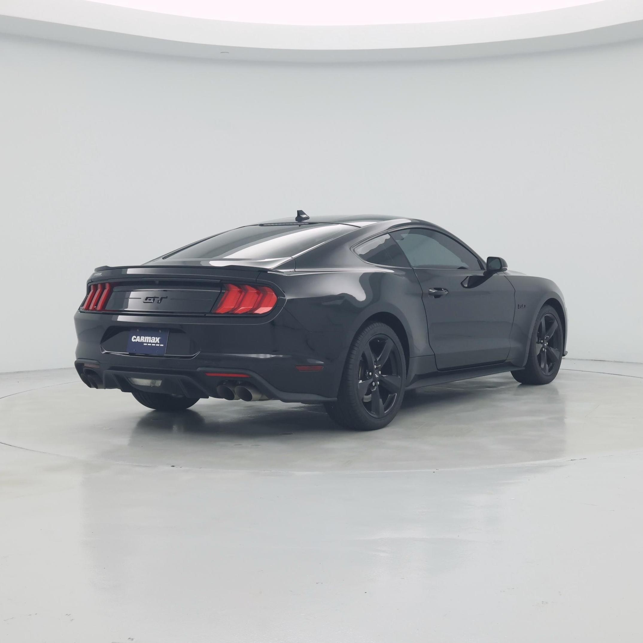Thumbnail: 2022 Ford Mustang - 8