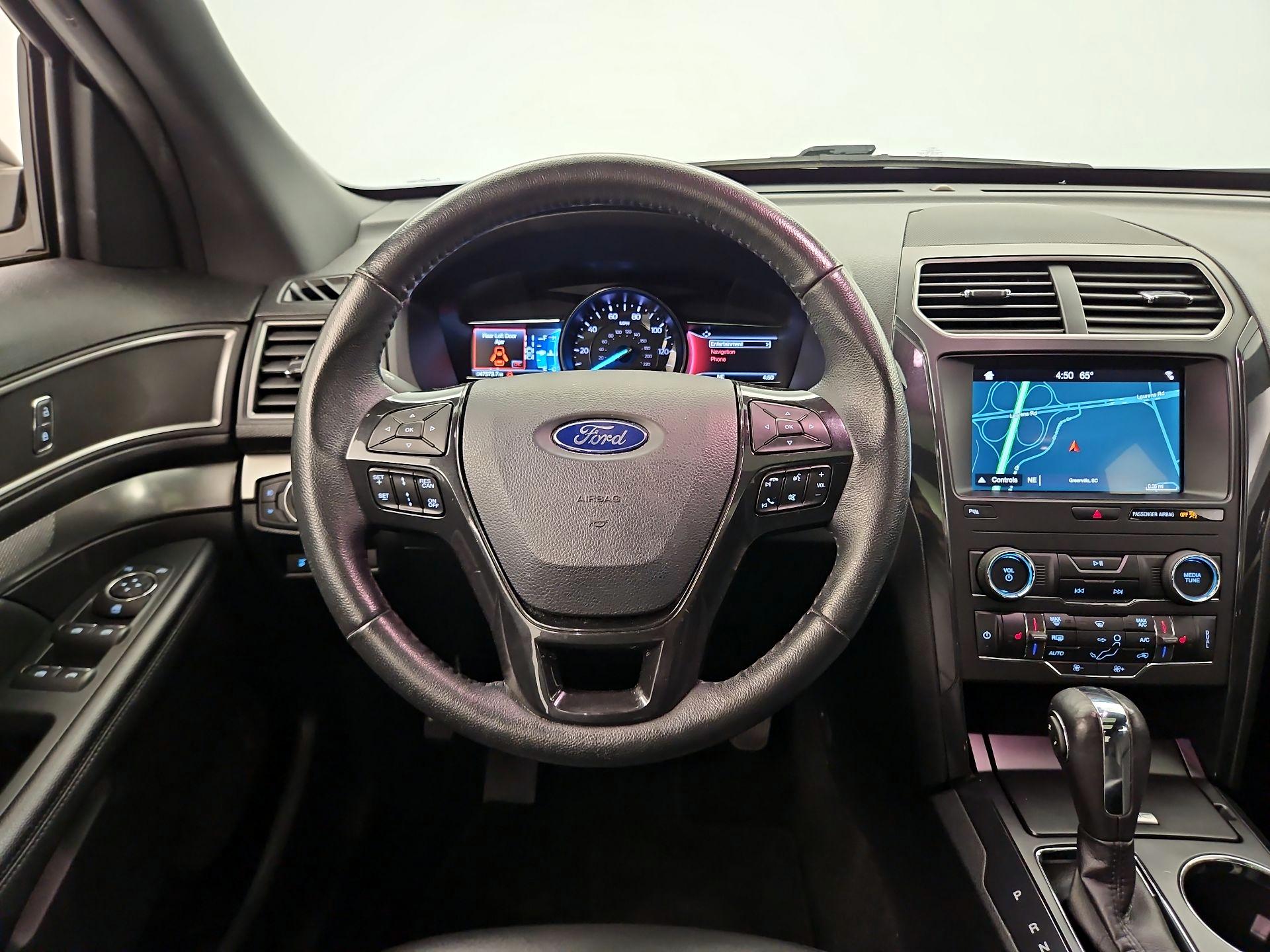 Thumbnail: 2019 Ford Explorer - 10