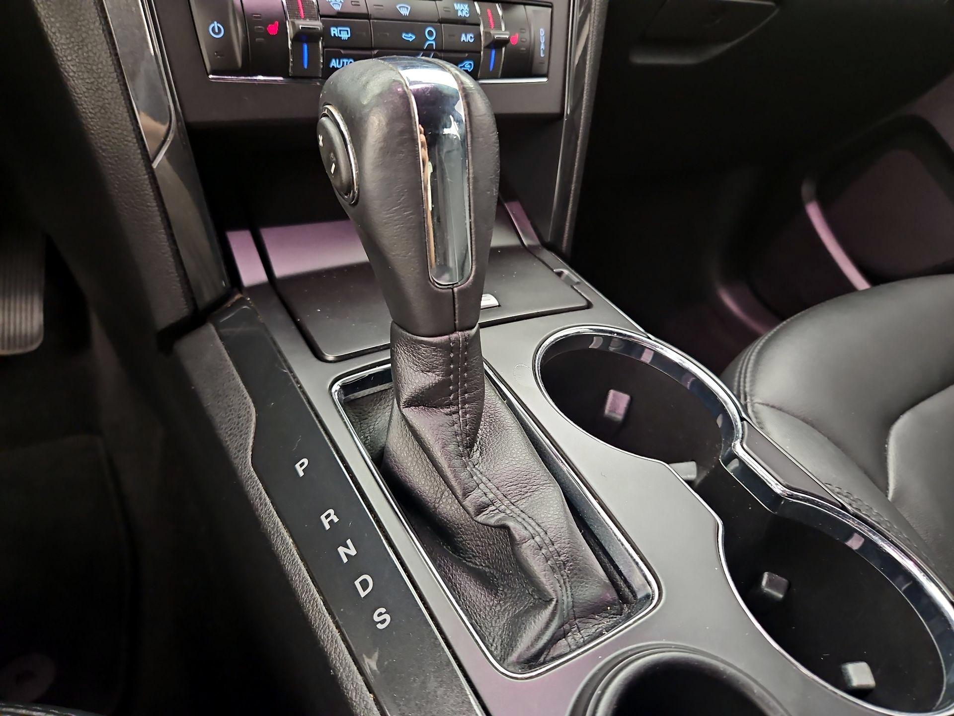 Thumbnail: 2019 Ford Explorer - 18