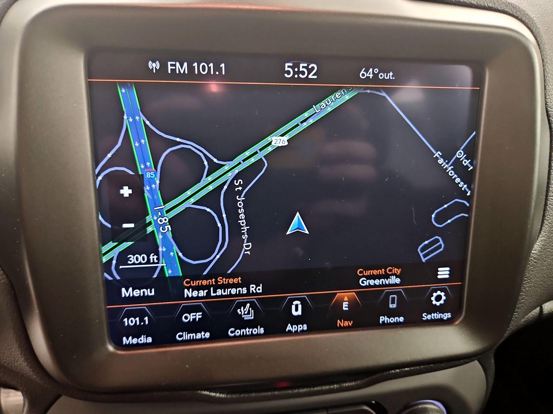 Thumbnail: 2021 Jeep Renegade - 14