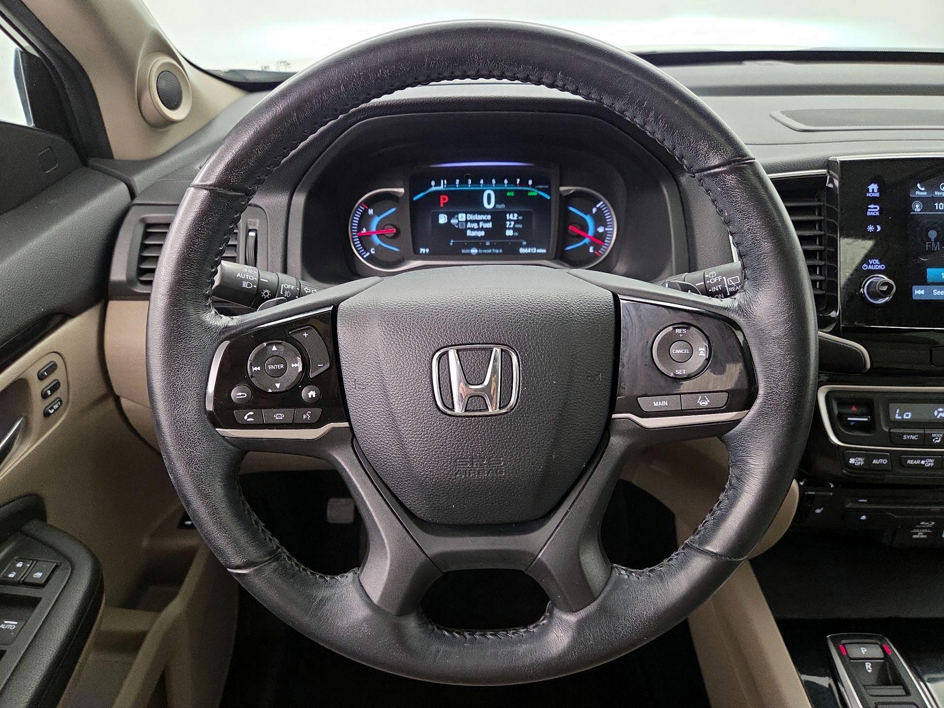 Thumbnail: 2019 Honda Pilot - 10