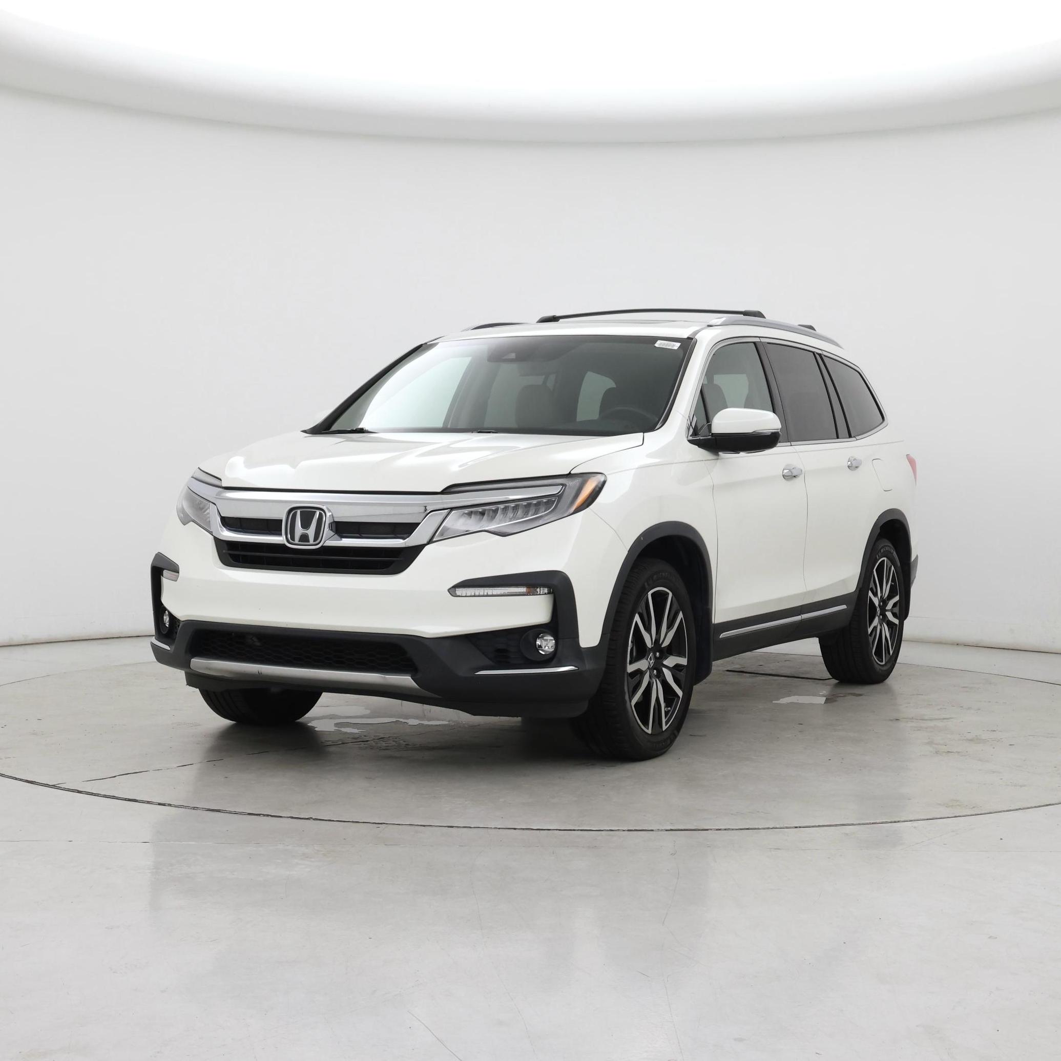 Thumbnail: 2019 Honda Pilot - 4