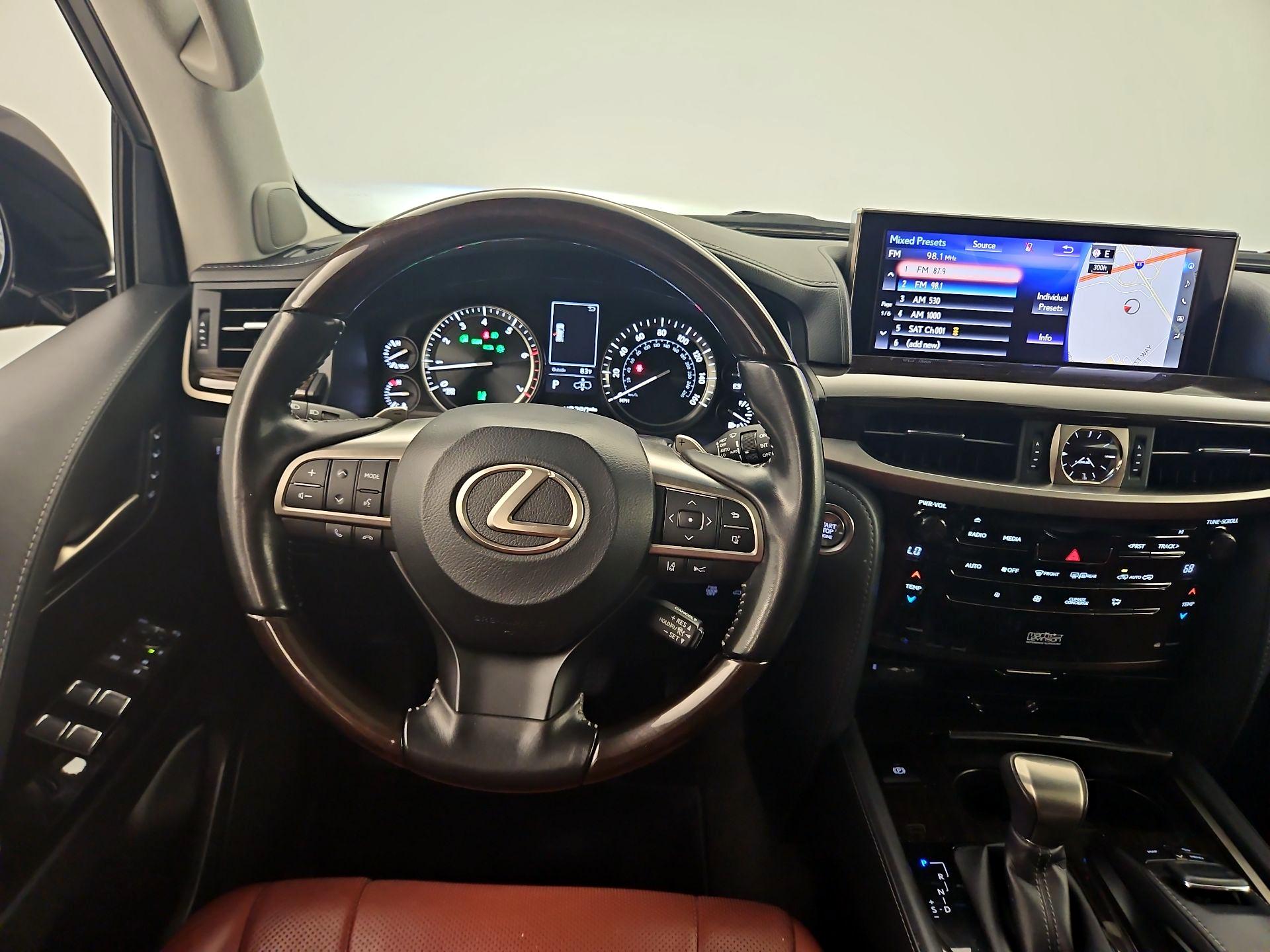 Thumbnail: 2021 Lexus LX - 10