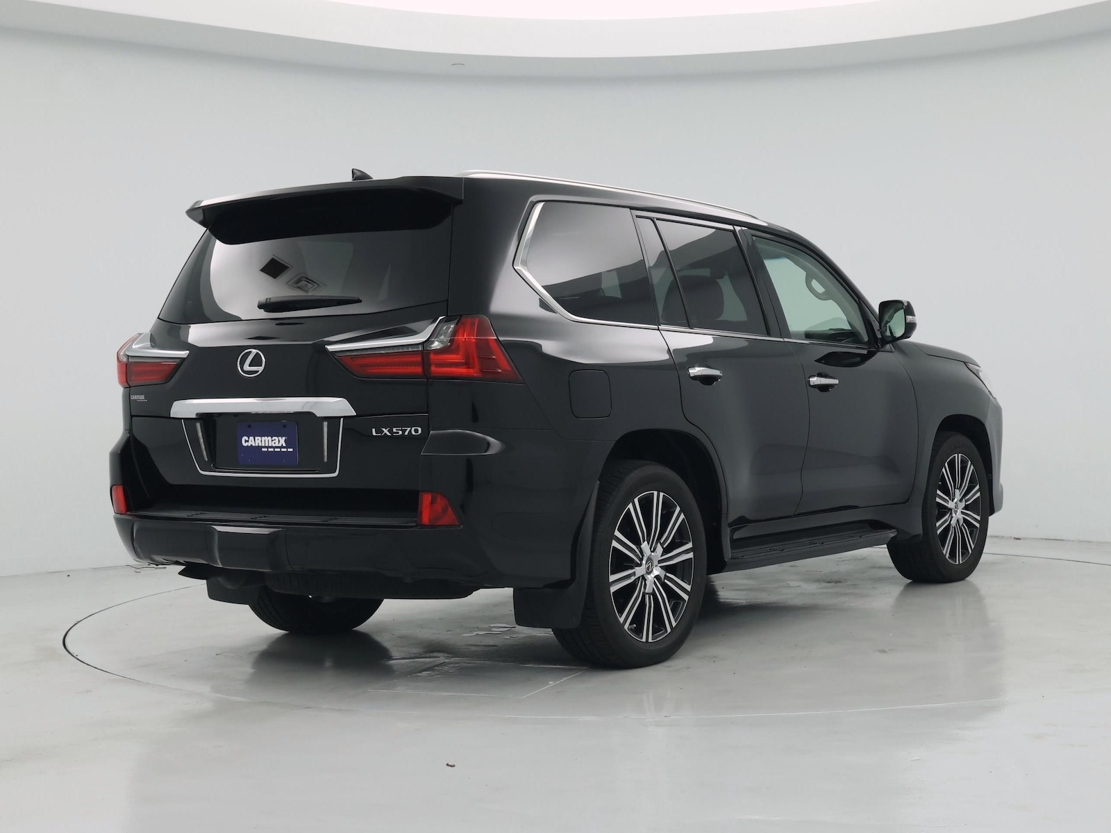 2021 Lexus LX 570 - Photo 9