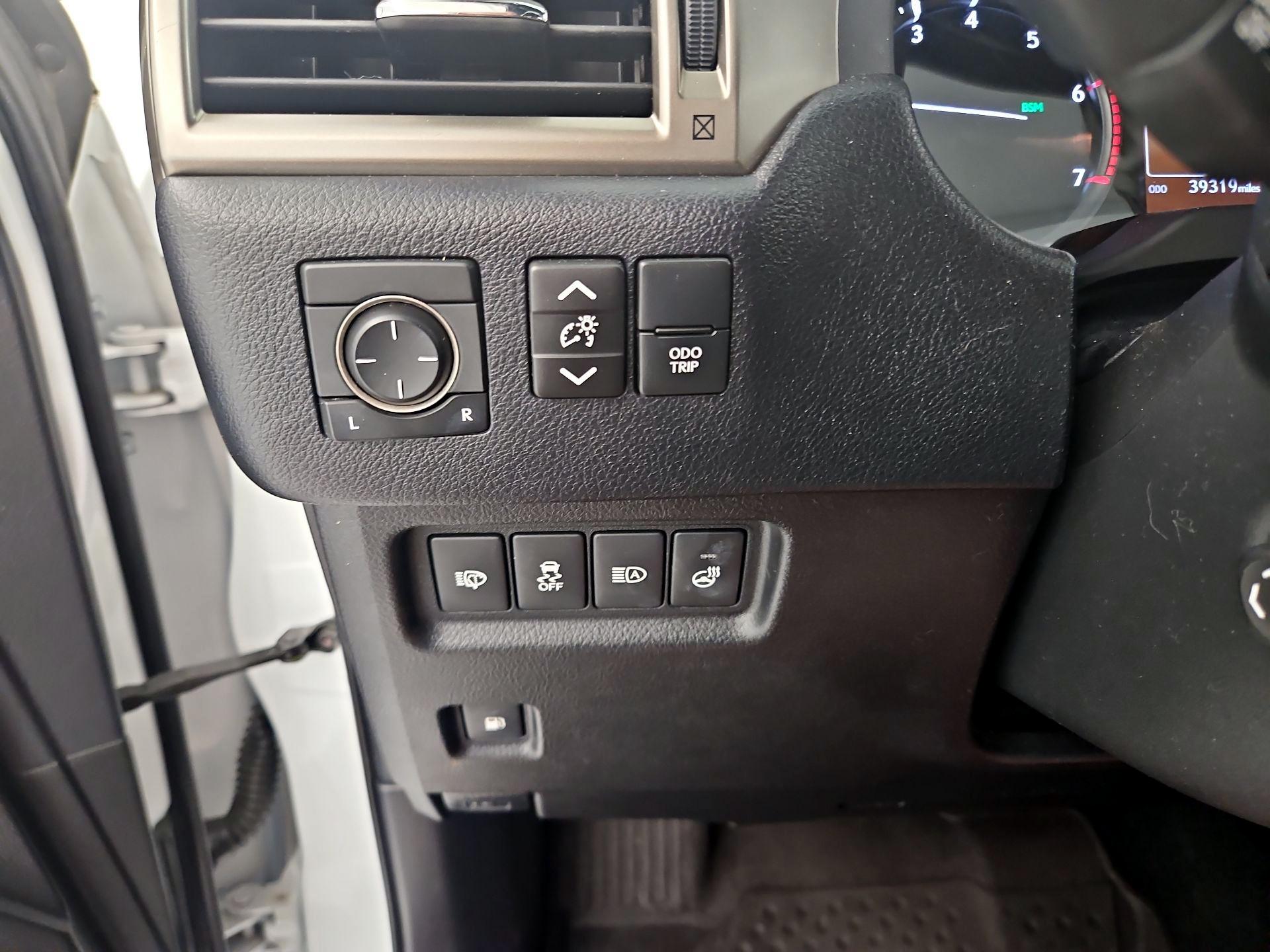 Thumbnail: 2021 Lexus GX - 13