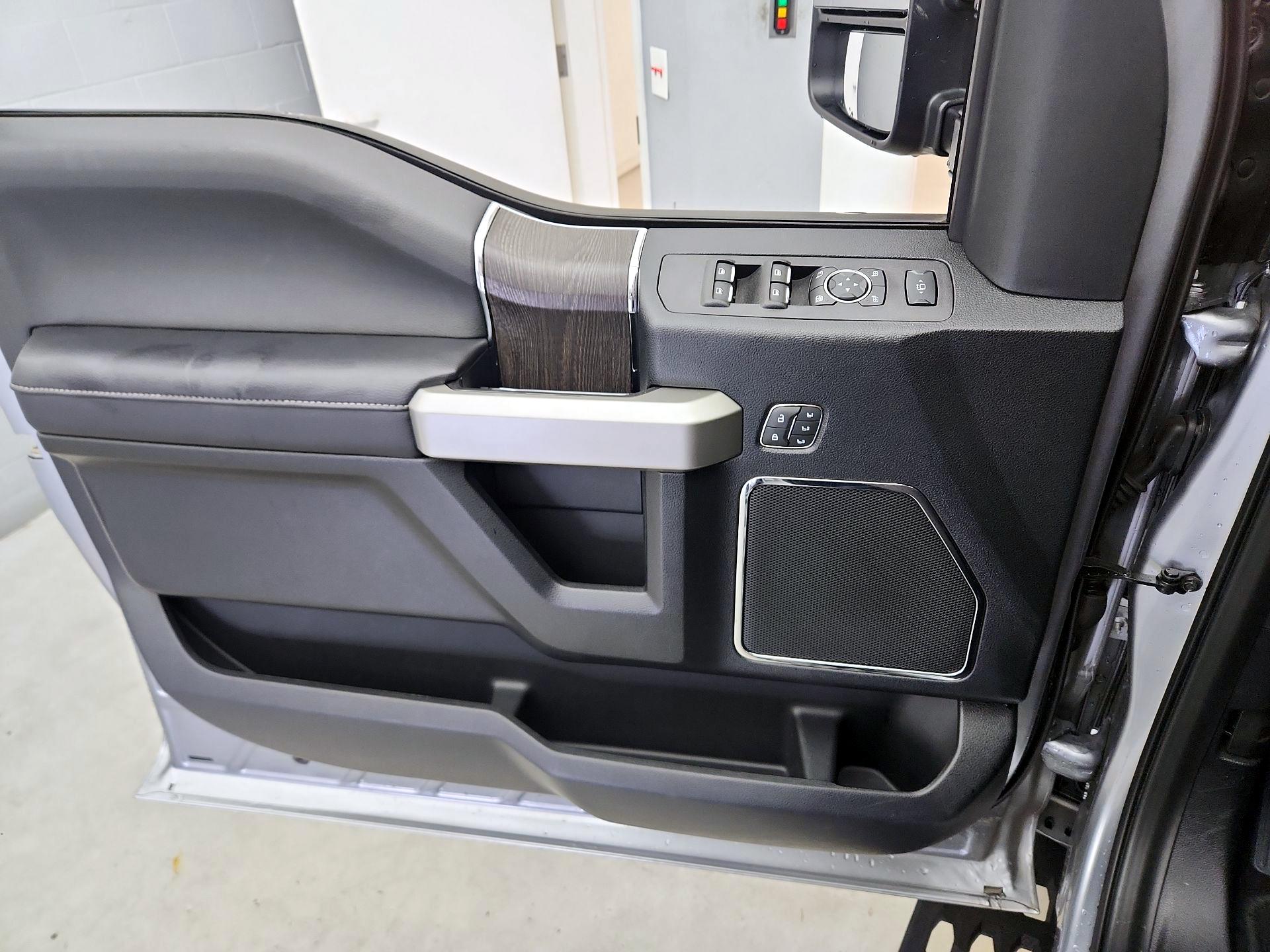 Thumbnail: 2020 Ford F-250 - 12