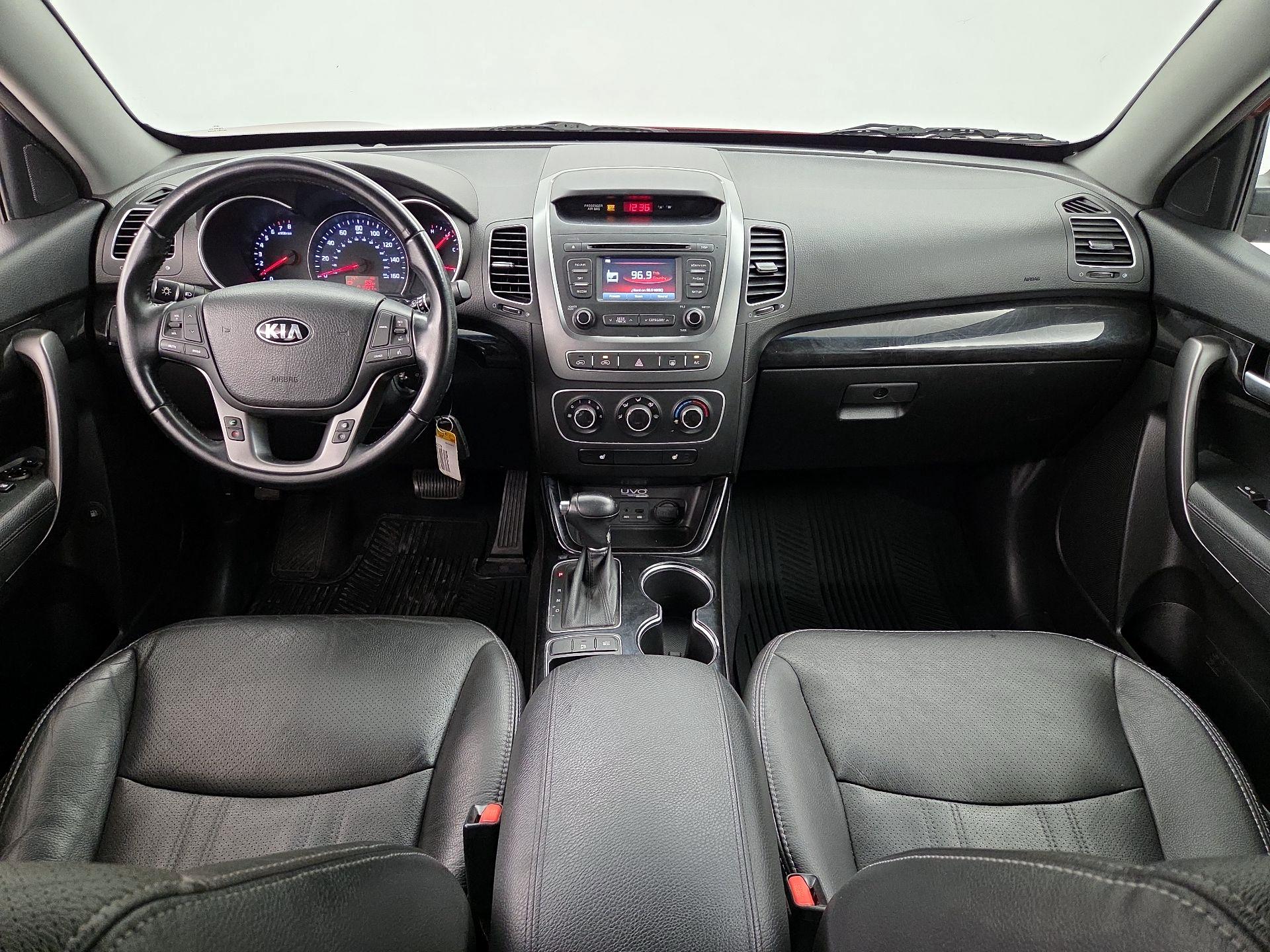 Thumbnail: 2015 Kia Sorento - 9