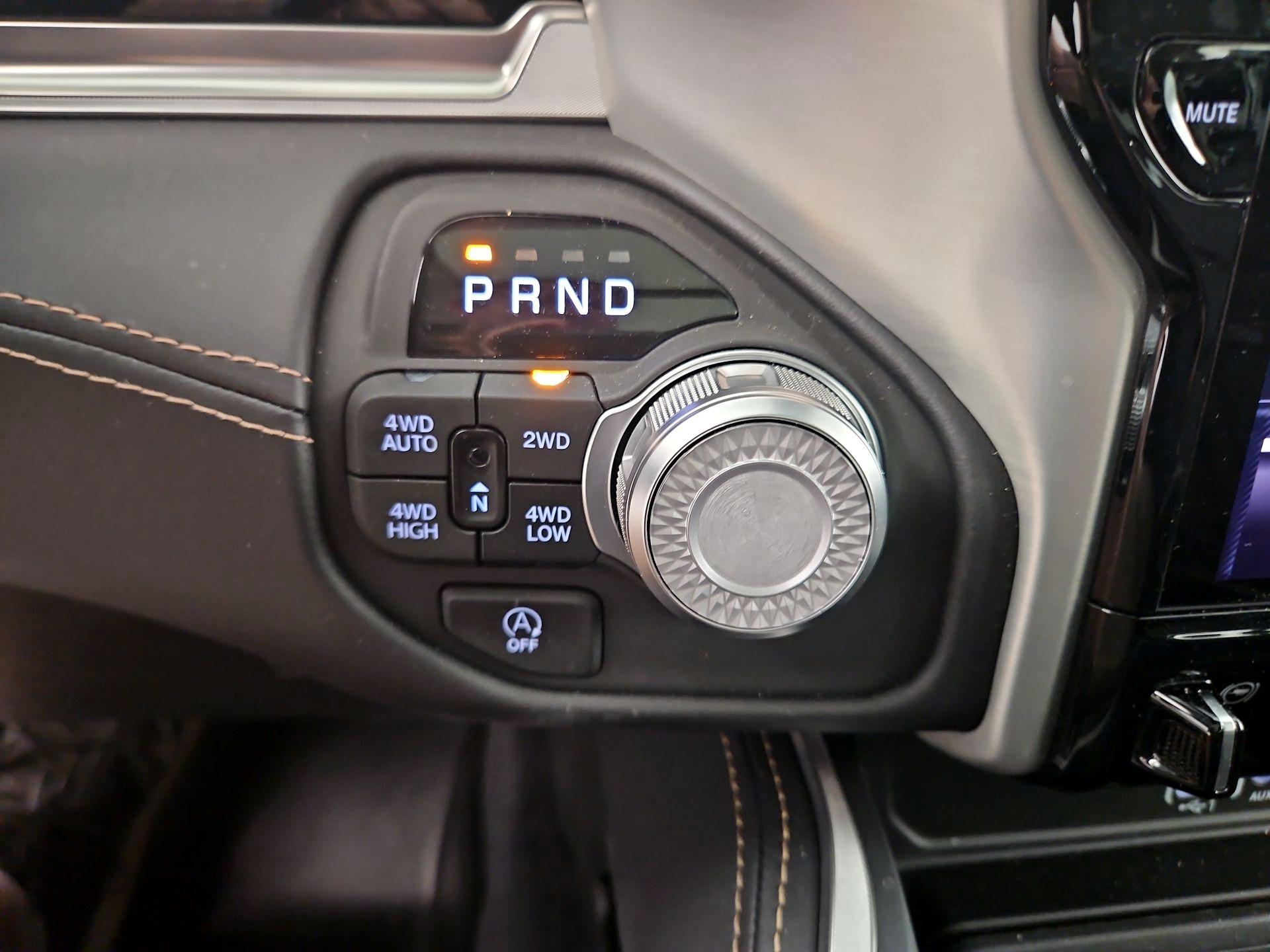 Thumbnail: 2026 RAM 1500 - 18