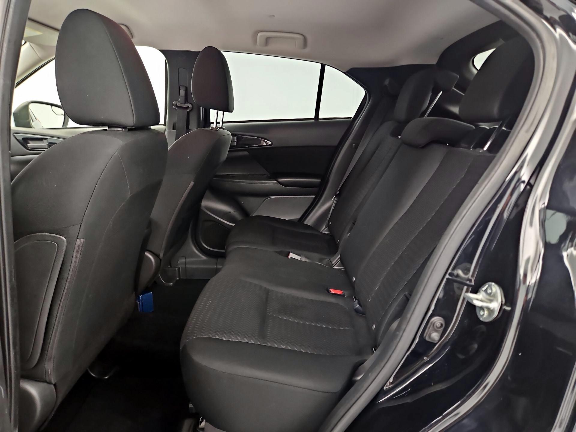 Thumbnail: 2018 Mitsubishi Eclipse Cross - 19