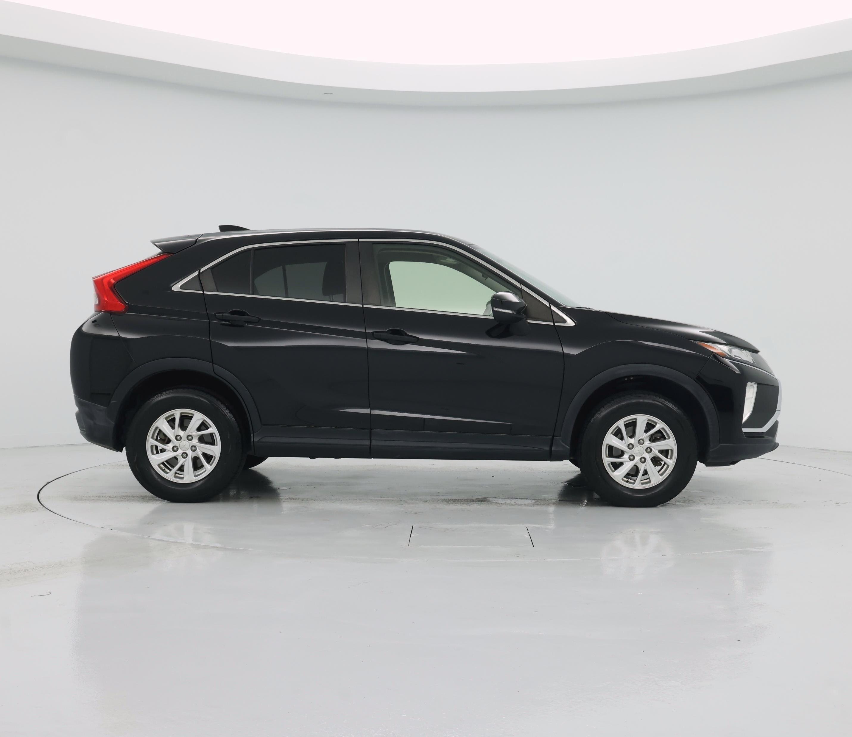 Thumbnail: 2018 Mitsubishi Eclipse Cross - 7