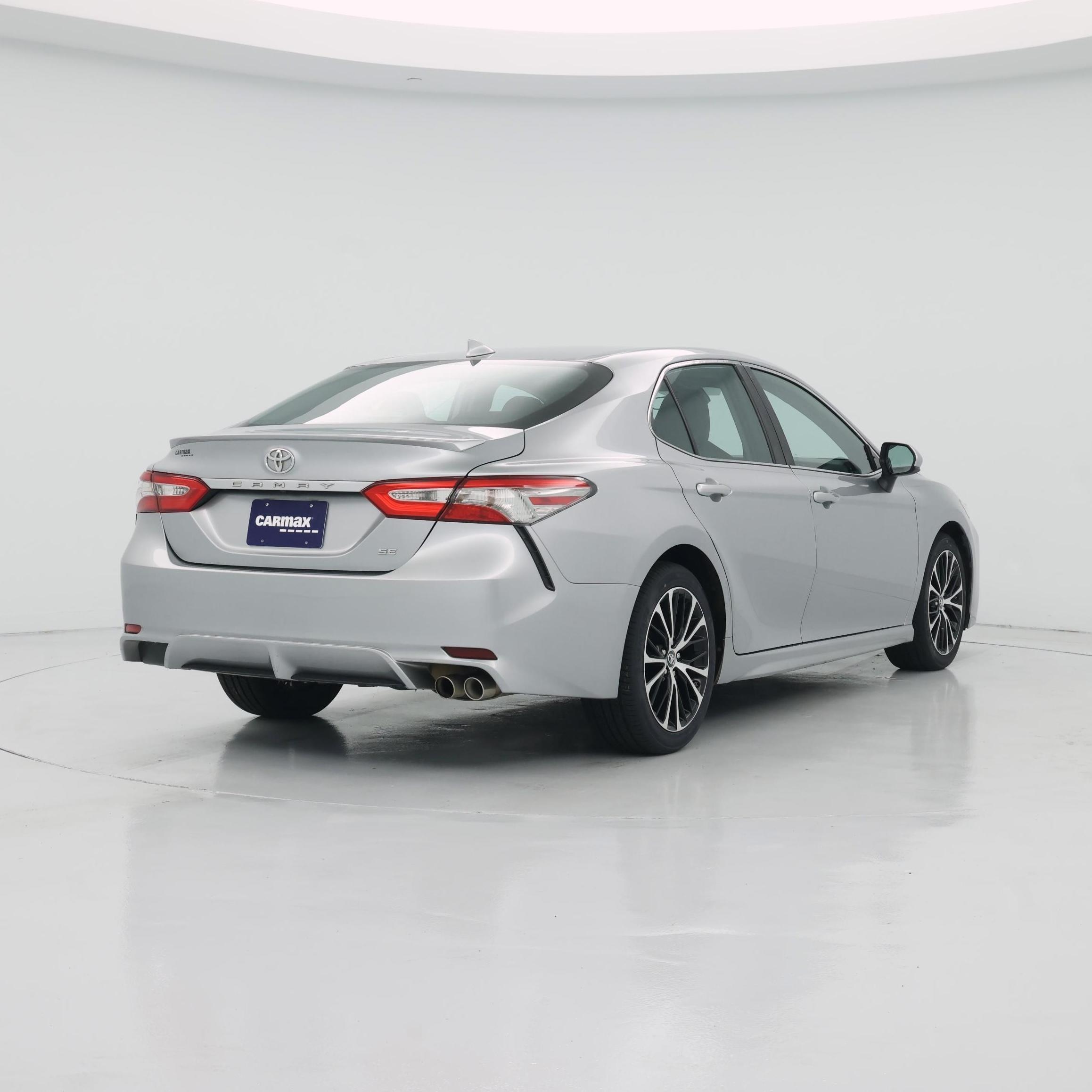 Thumbnail: 2019 Toyota Camry - 8